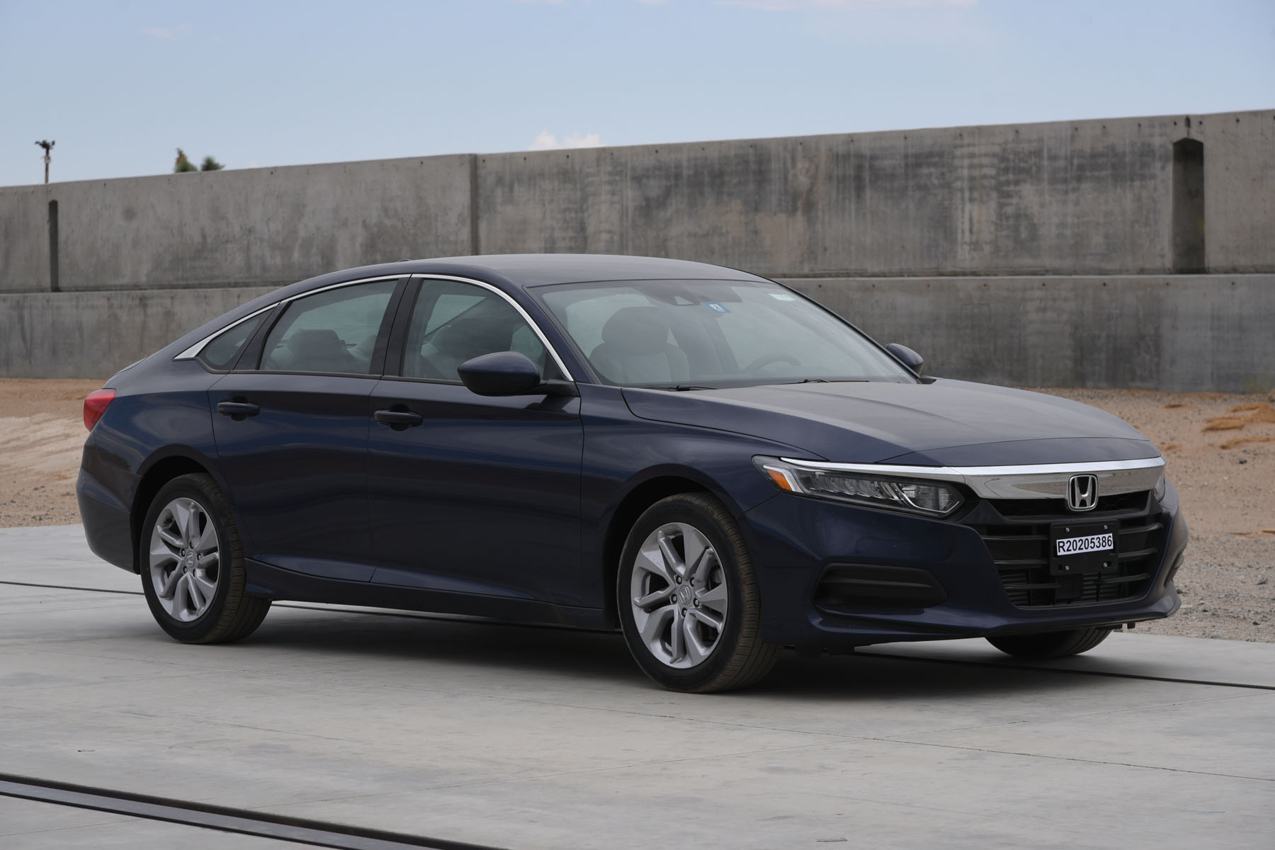 2020 HONDA ACCORD crash image 3
