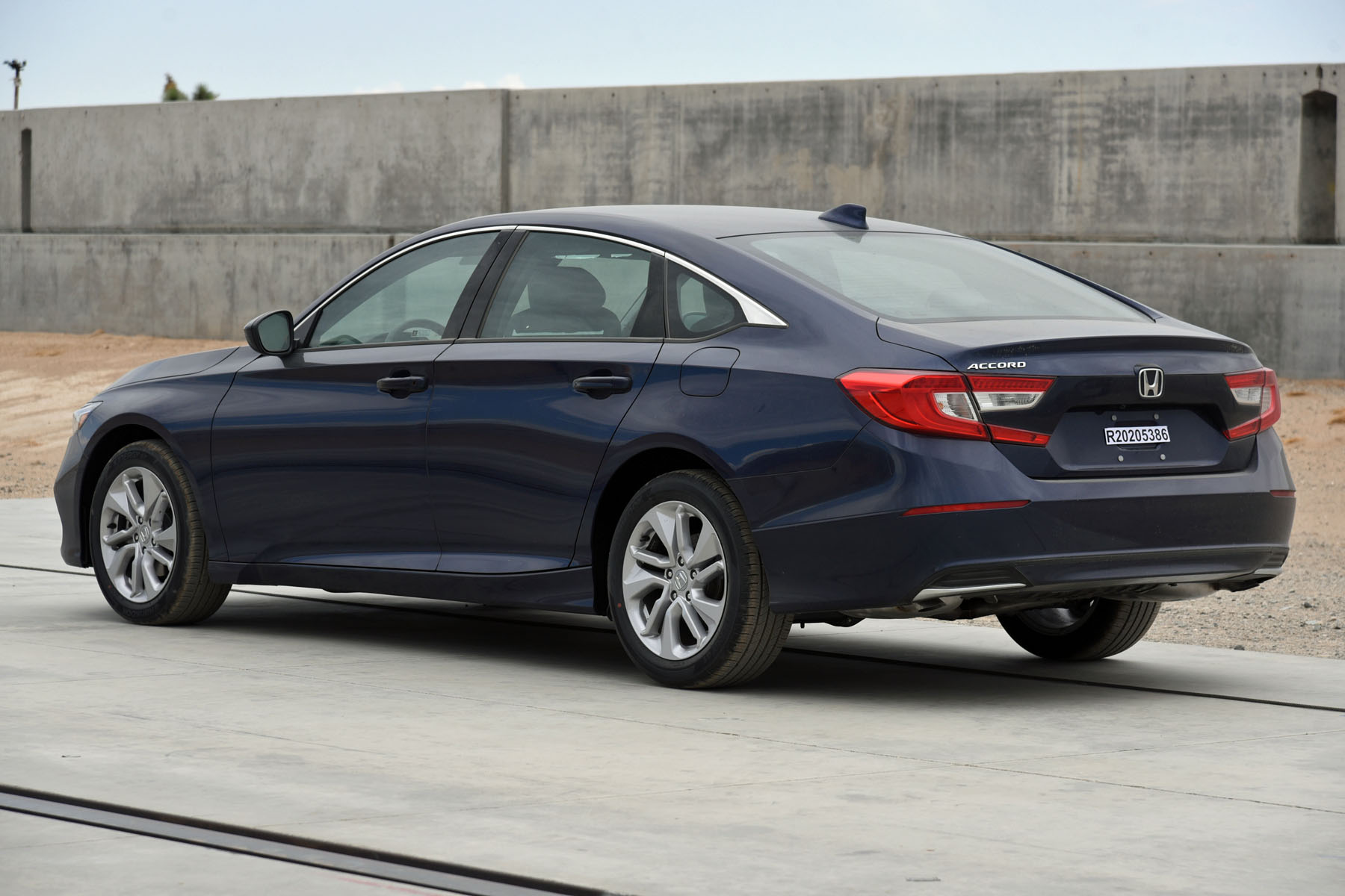 2020 HONDA ACCORD crash image 4