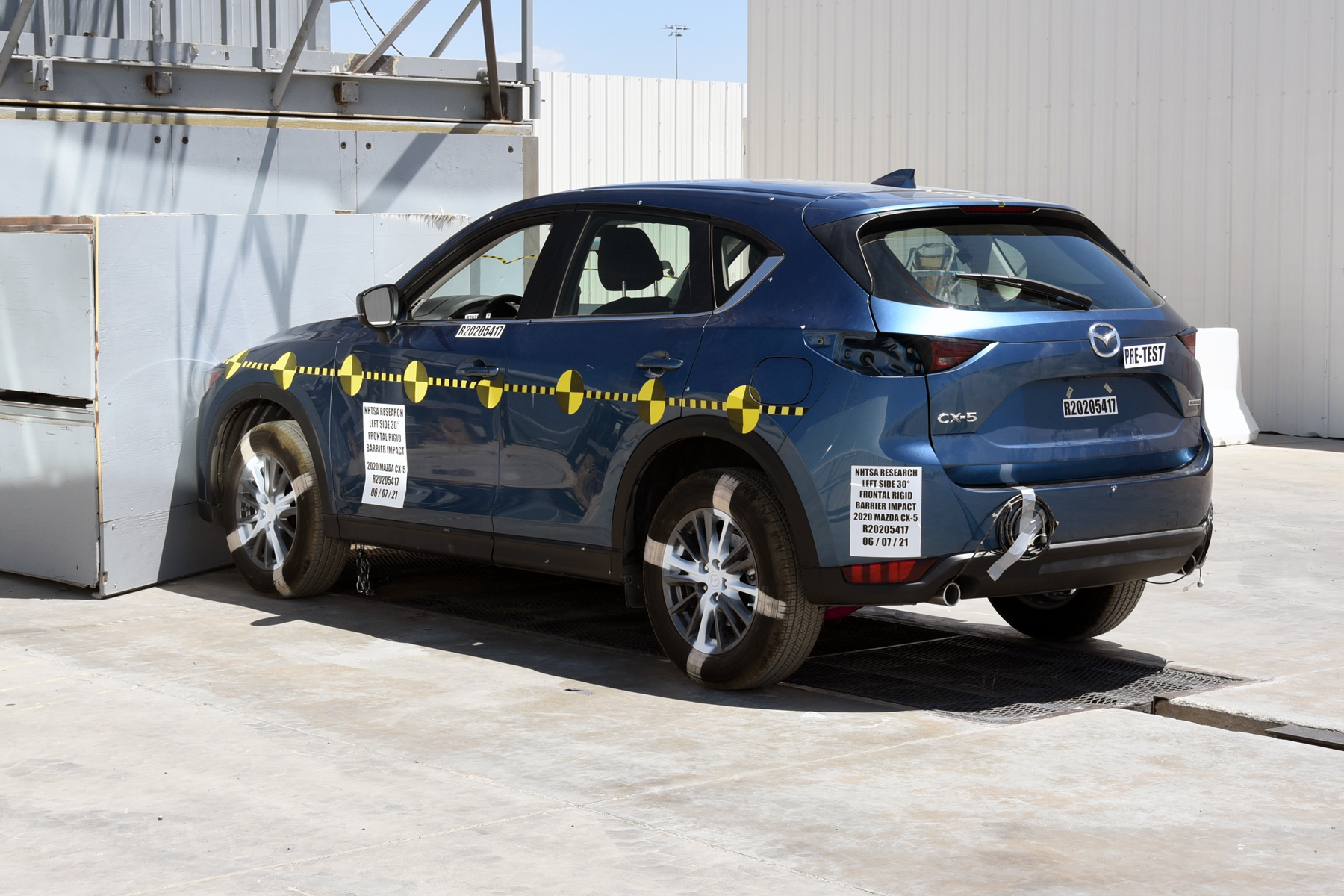 2020 MAZDA CX-5 crash image 19