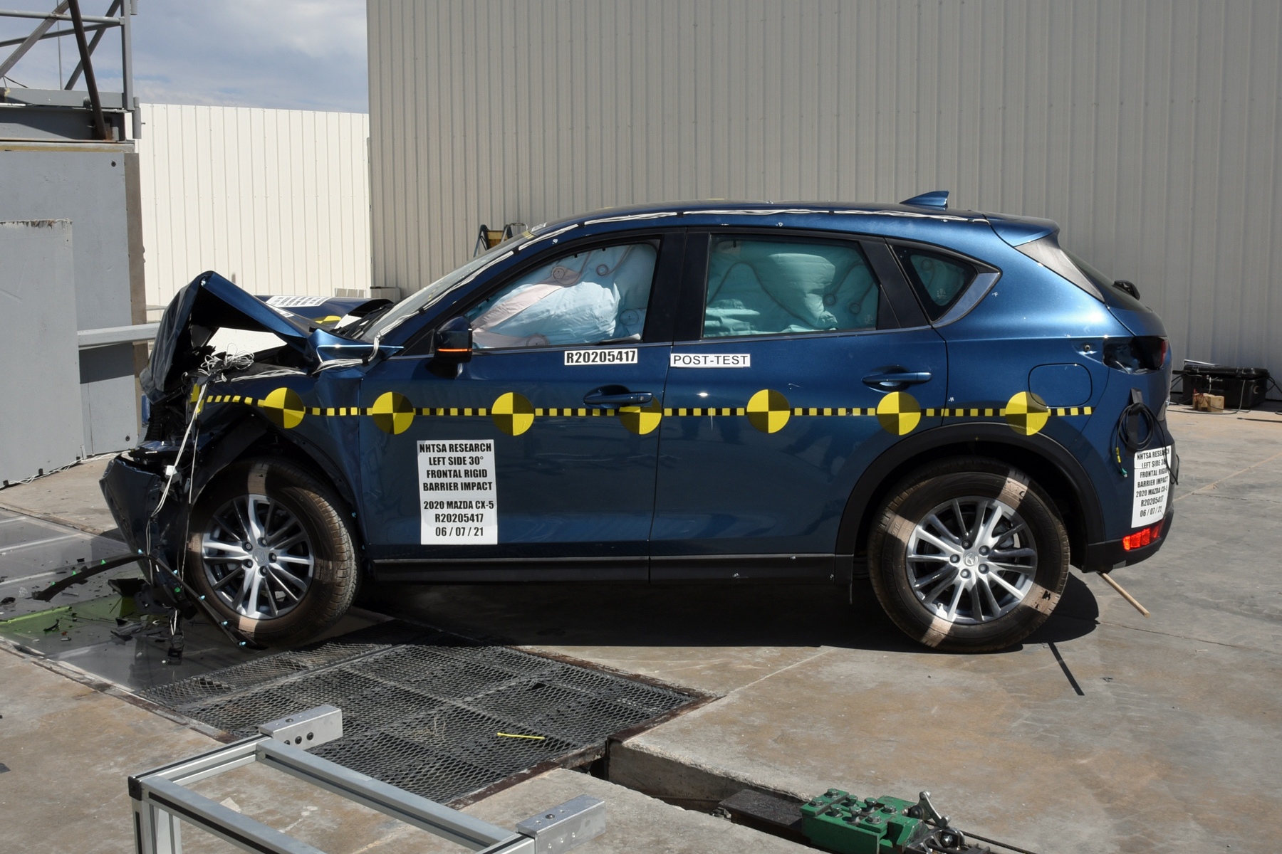 2020 MAZDA CX-5 crash image 8