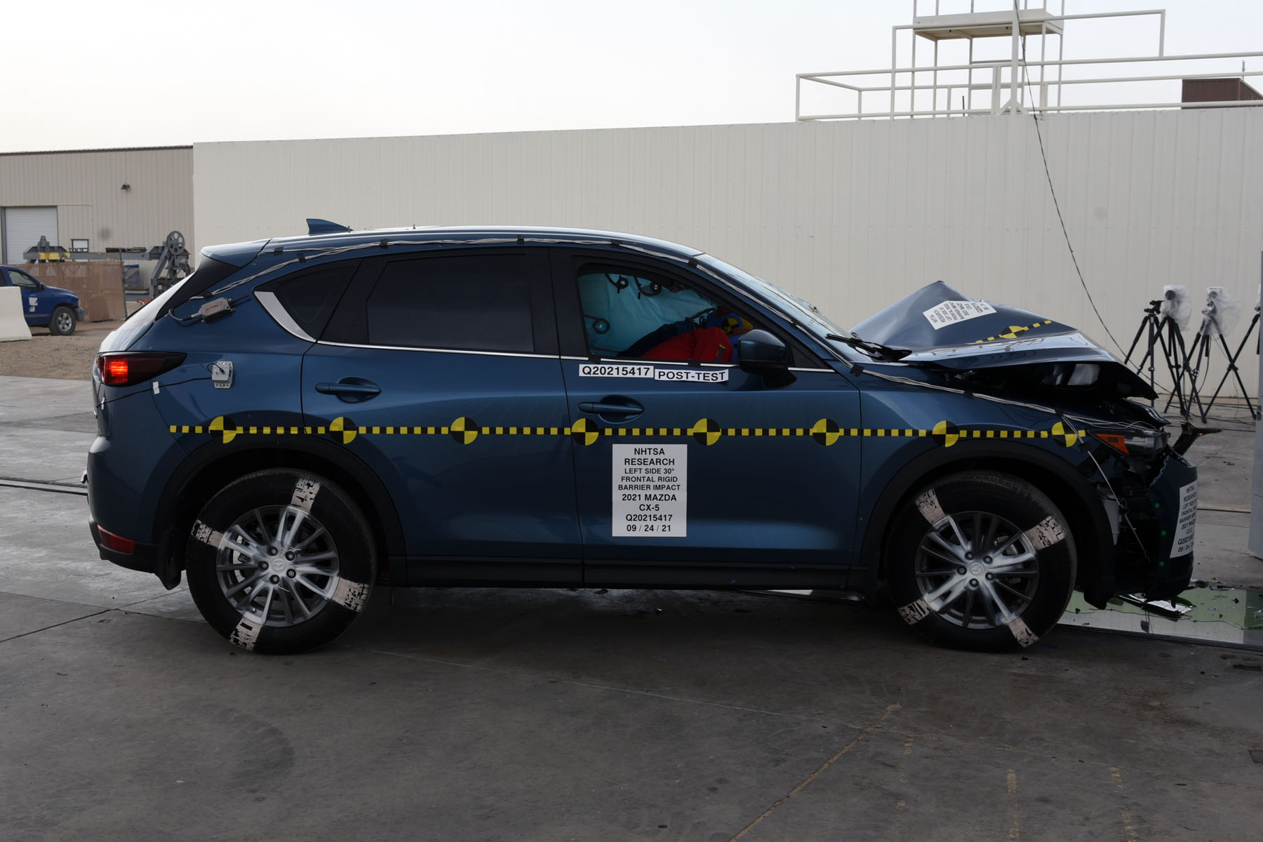2021 MAZDA CX-5 crash image 10