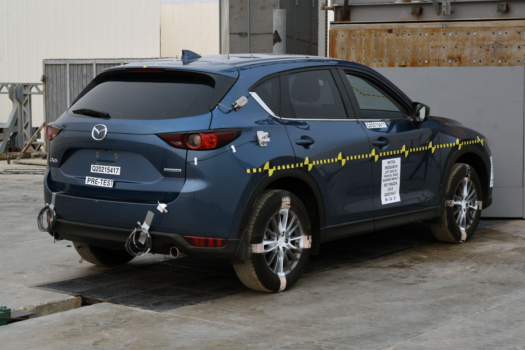 2021 MAZDA CX-5 crash image 15