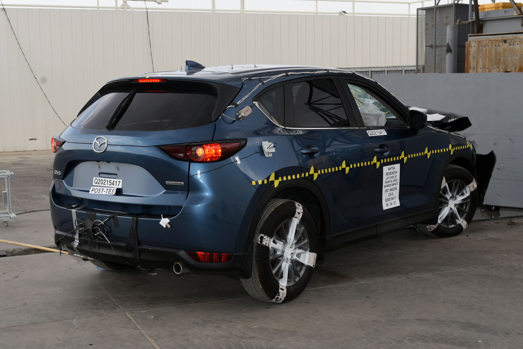 2021 MAZDA CX-5 crash image 16