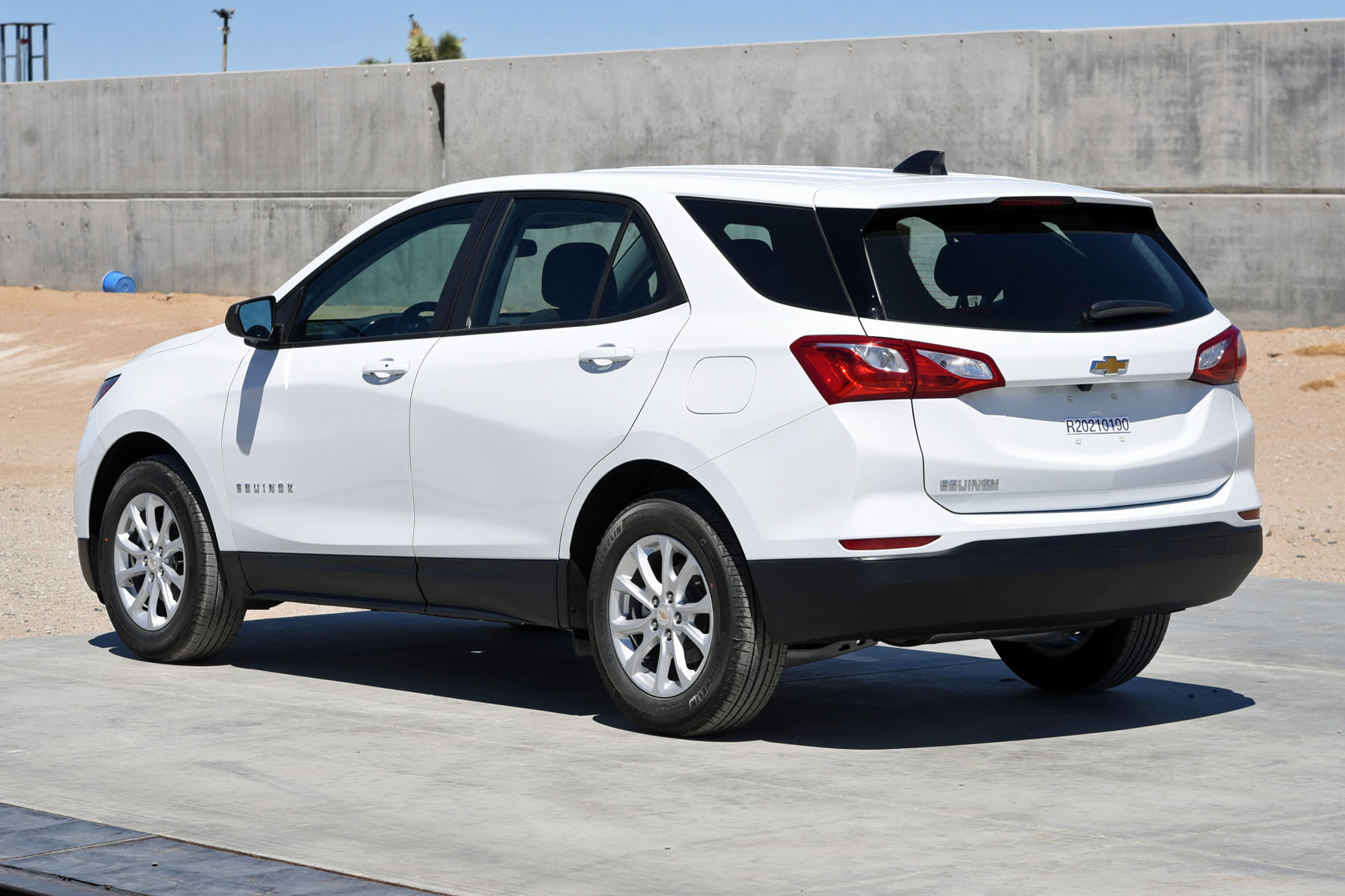 2021 CHEVROLET EQUINOX crash image 4