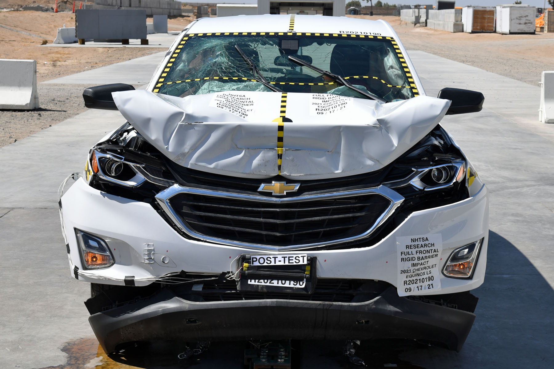 2021 CHEVROLET EQUINOX crash image 6