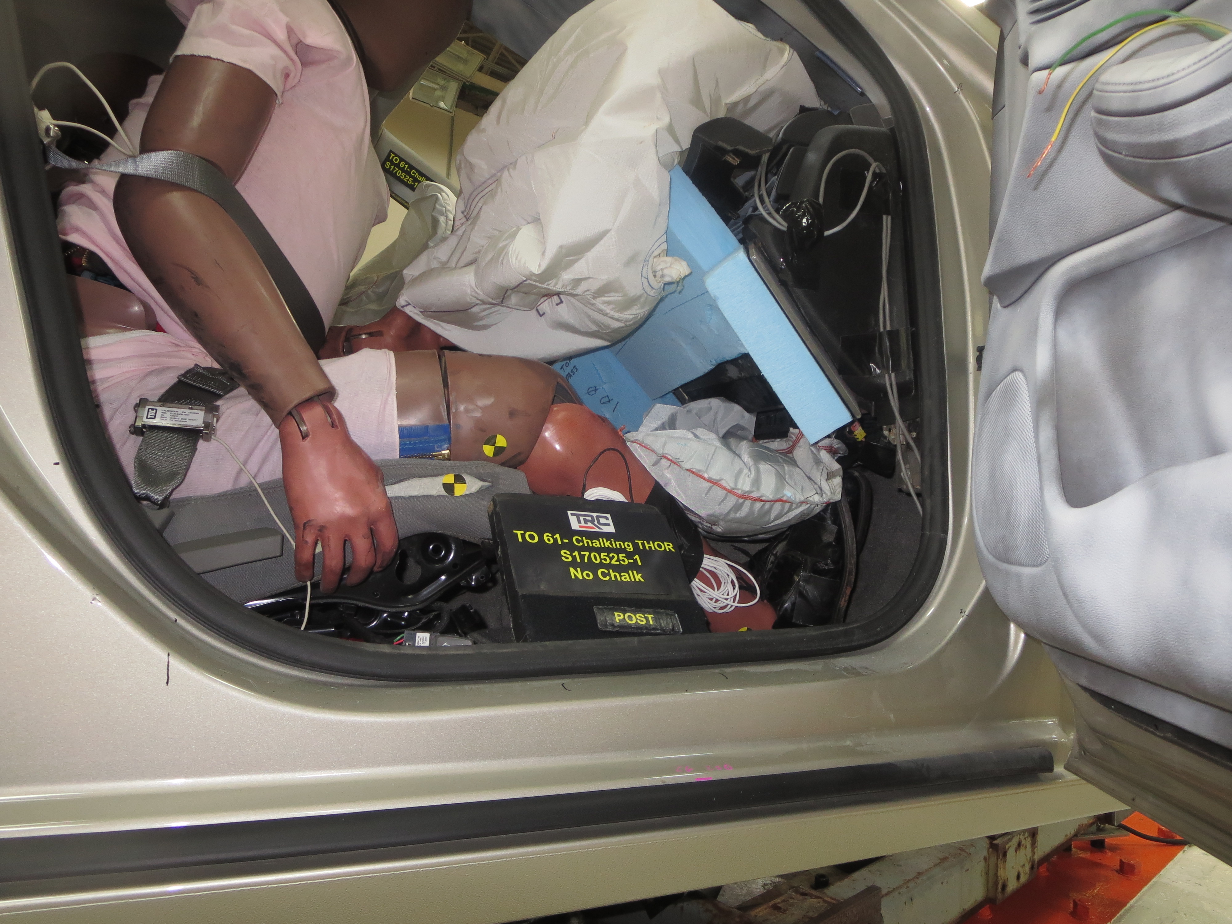 2016 CHEVROLET MALIBU crash image 14