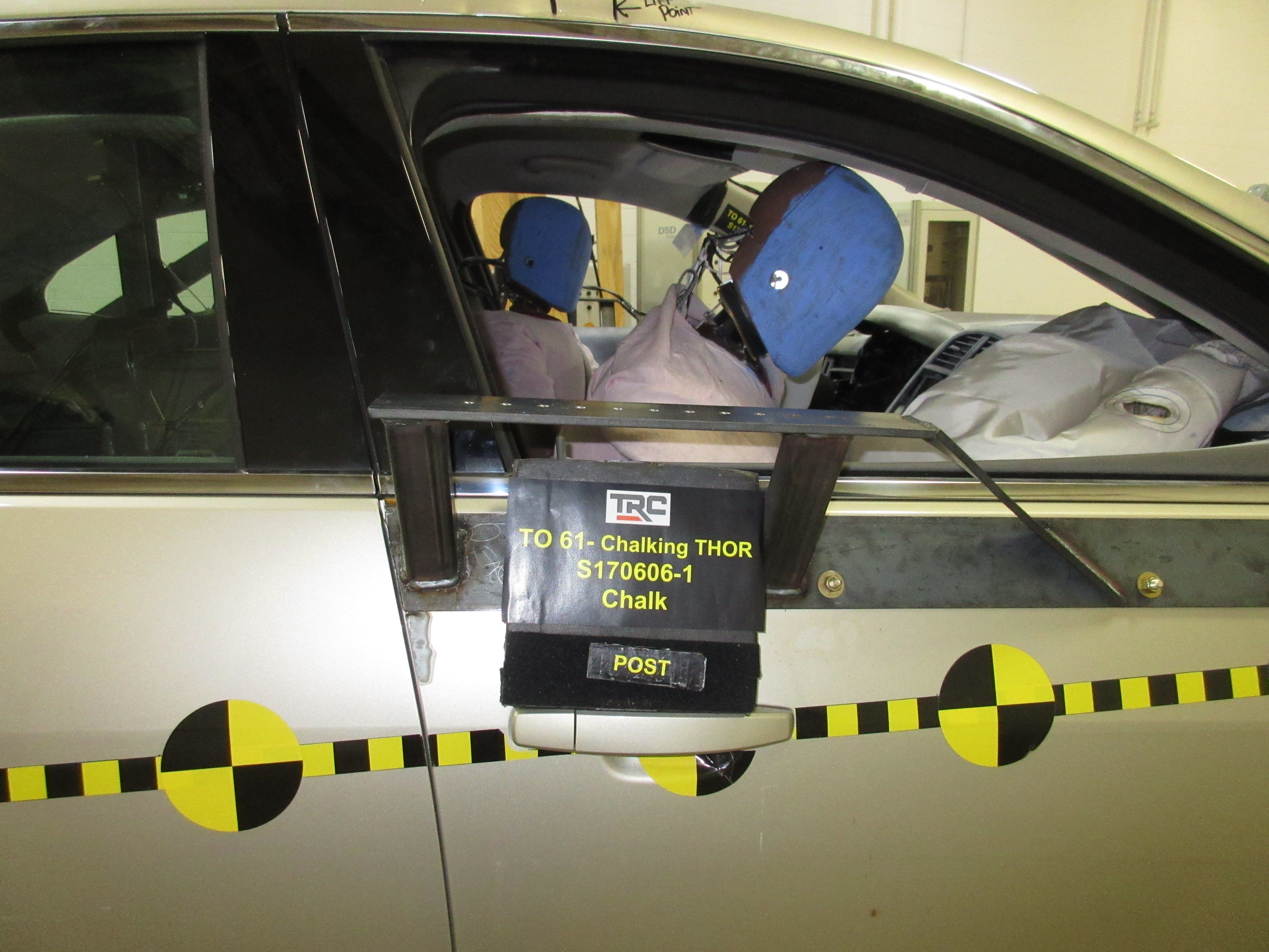 2016 CHEVROLET MALIBU crash-test photo