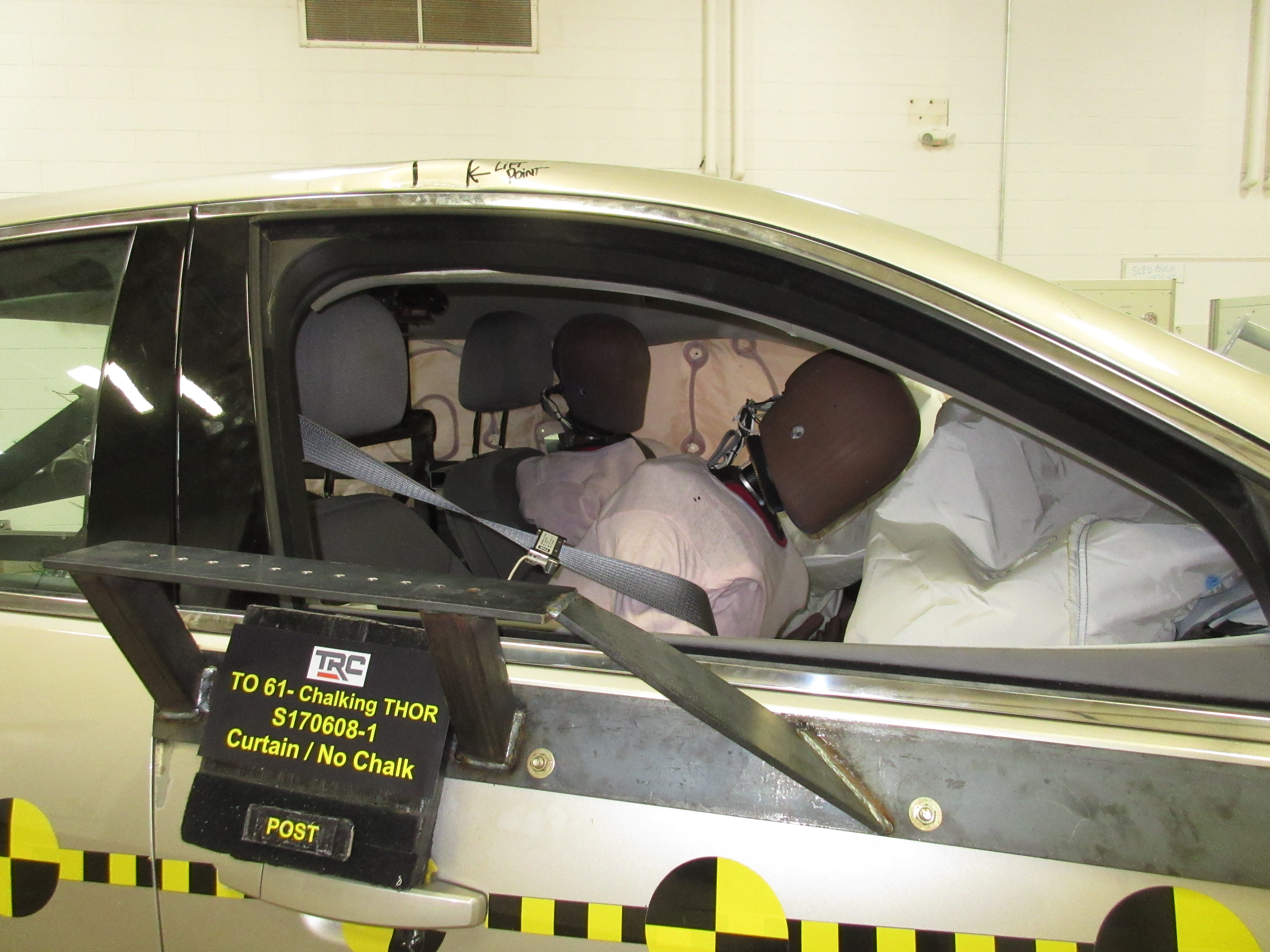 2016 CHEVROLET MALIBU crash image 2