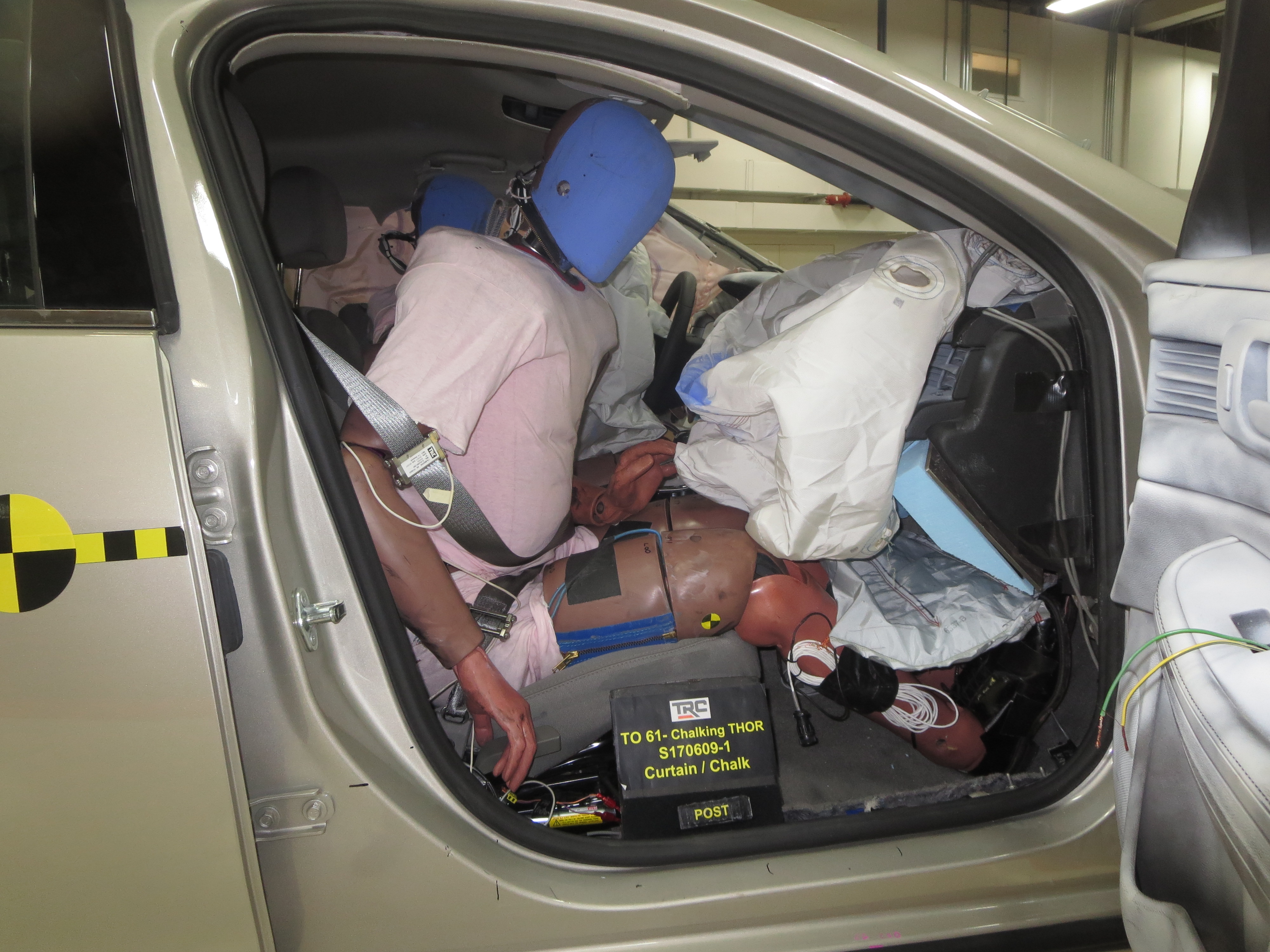 2016 CHEVROLET MALIBU crash image 16