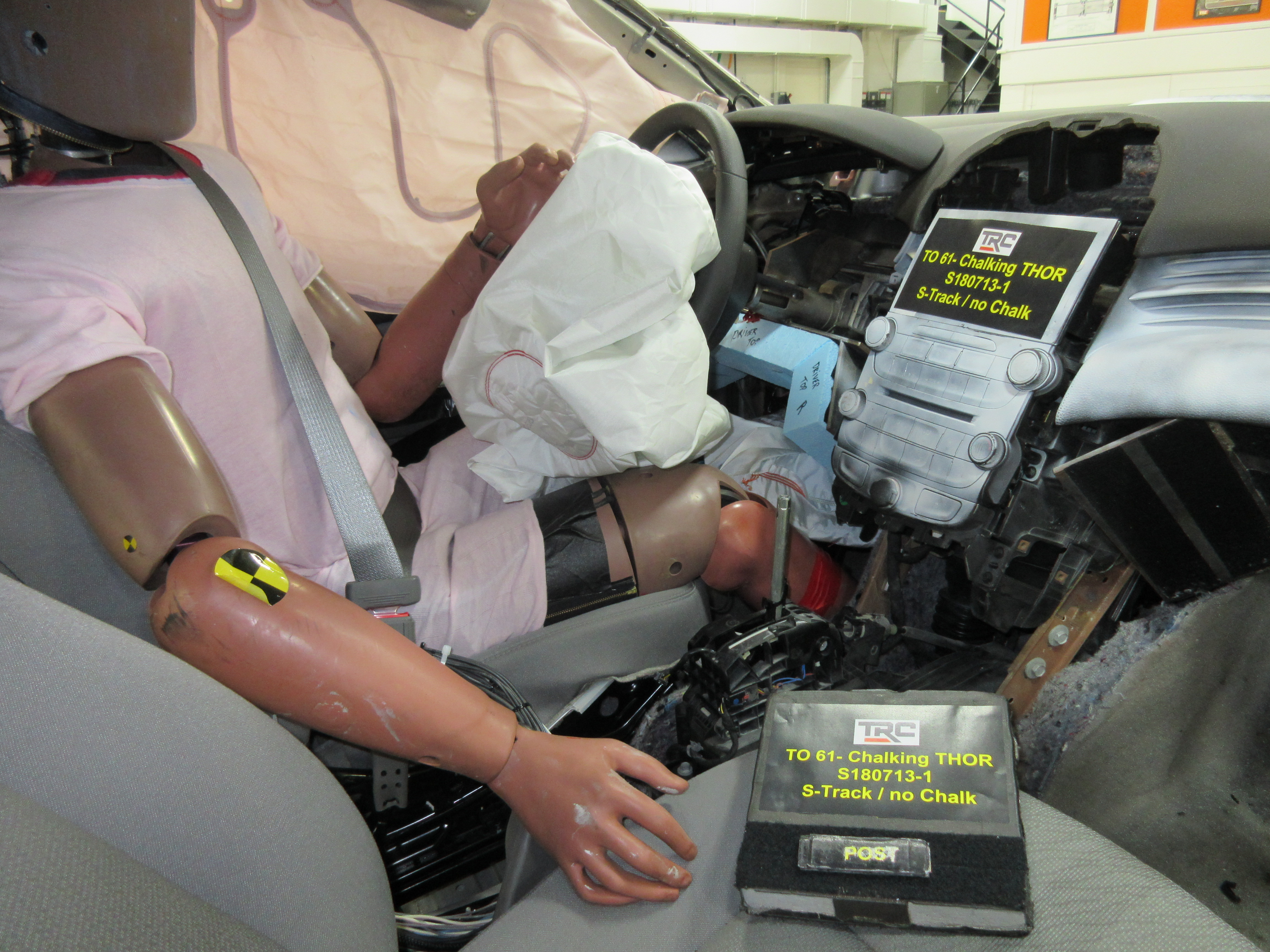 2016 CHEVROLET MALIBU crash image 22