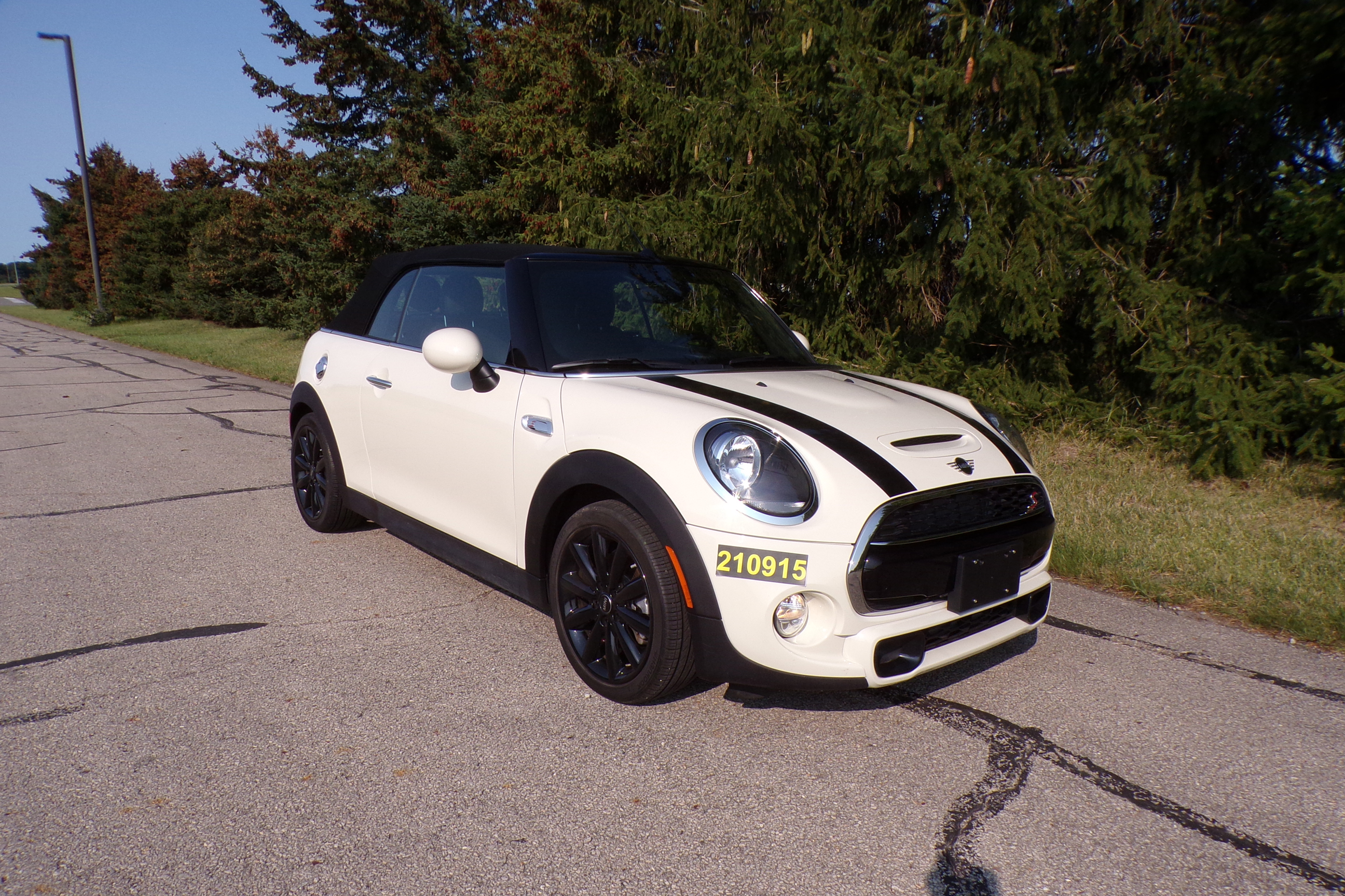 2019 MINI COOPER crash-test photo