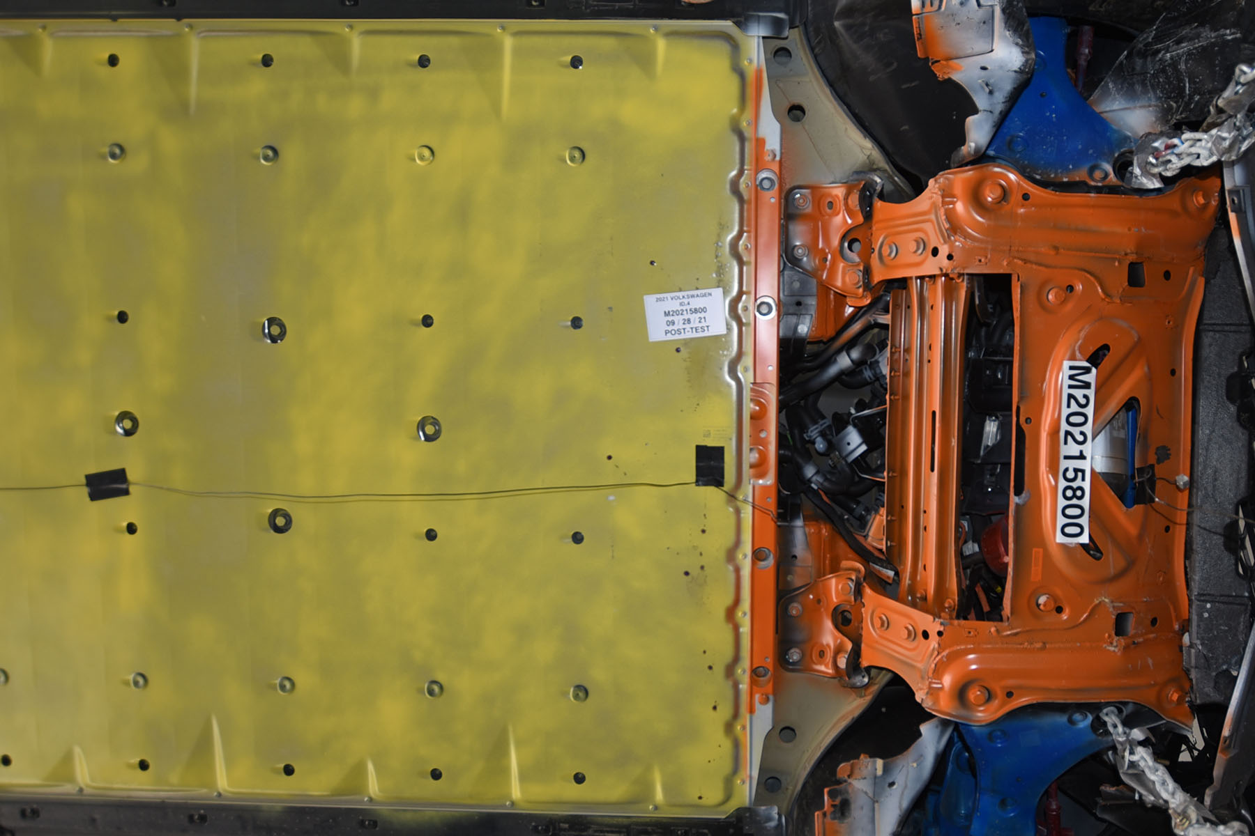 2021 VOLKSWAGEN ID.4 crash image 2