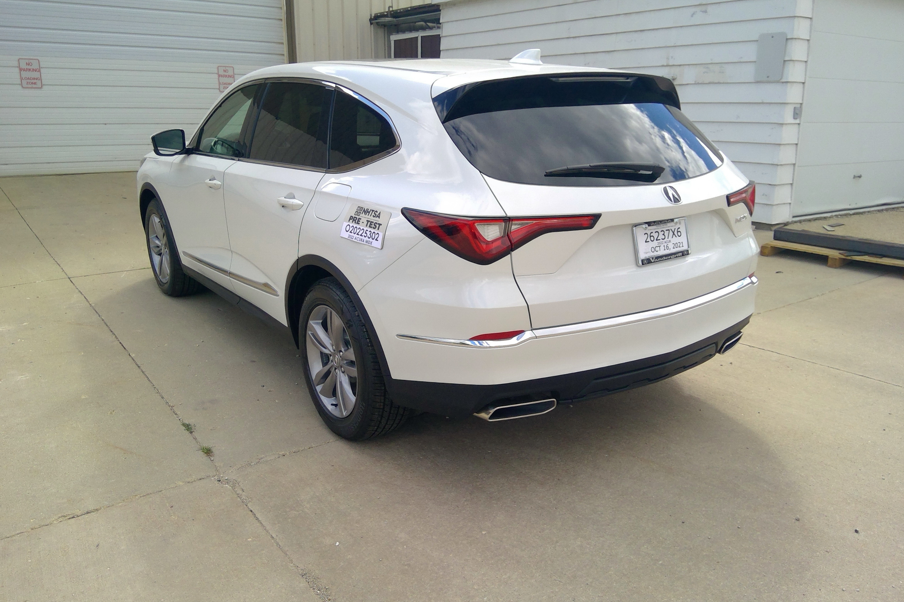 2022 ACURA MDX crash image 2