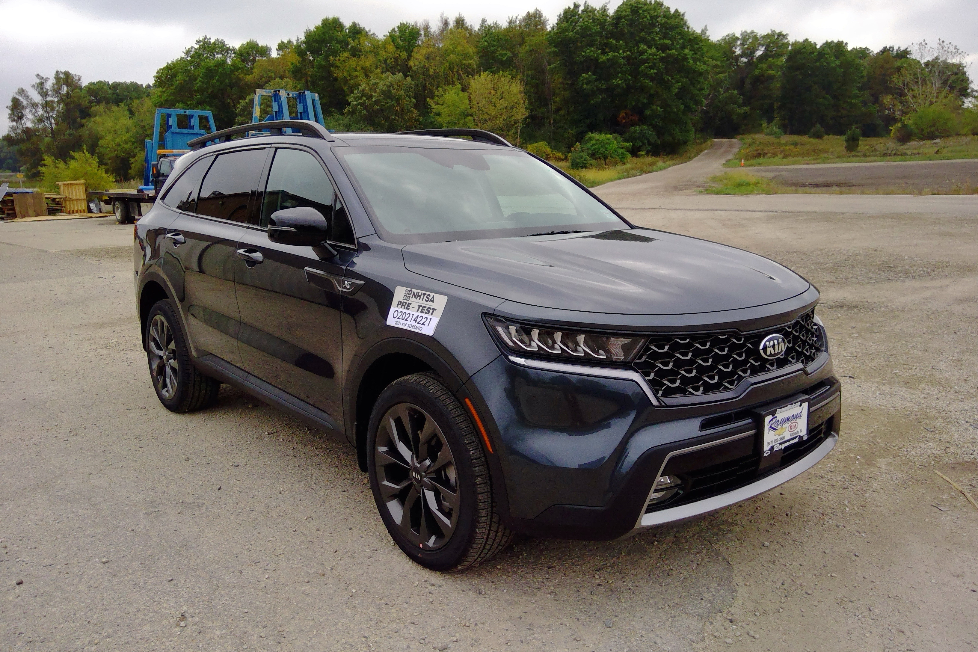 2021 KIA SORENTO crash image 6