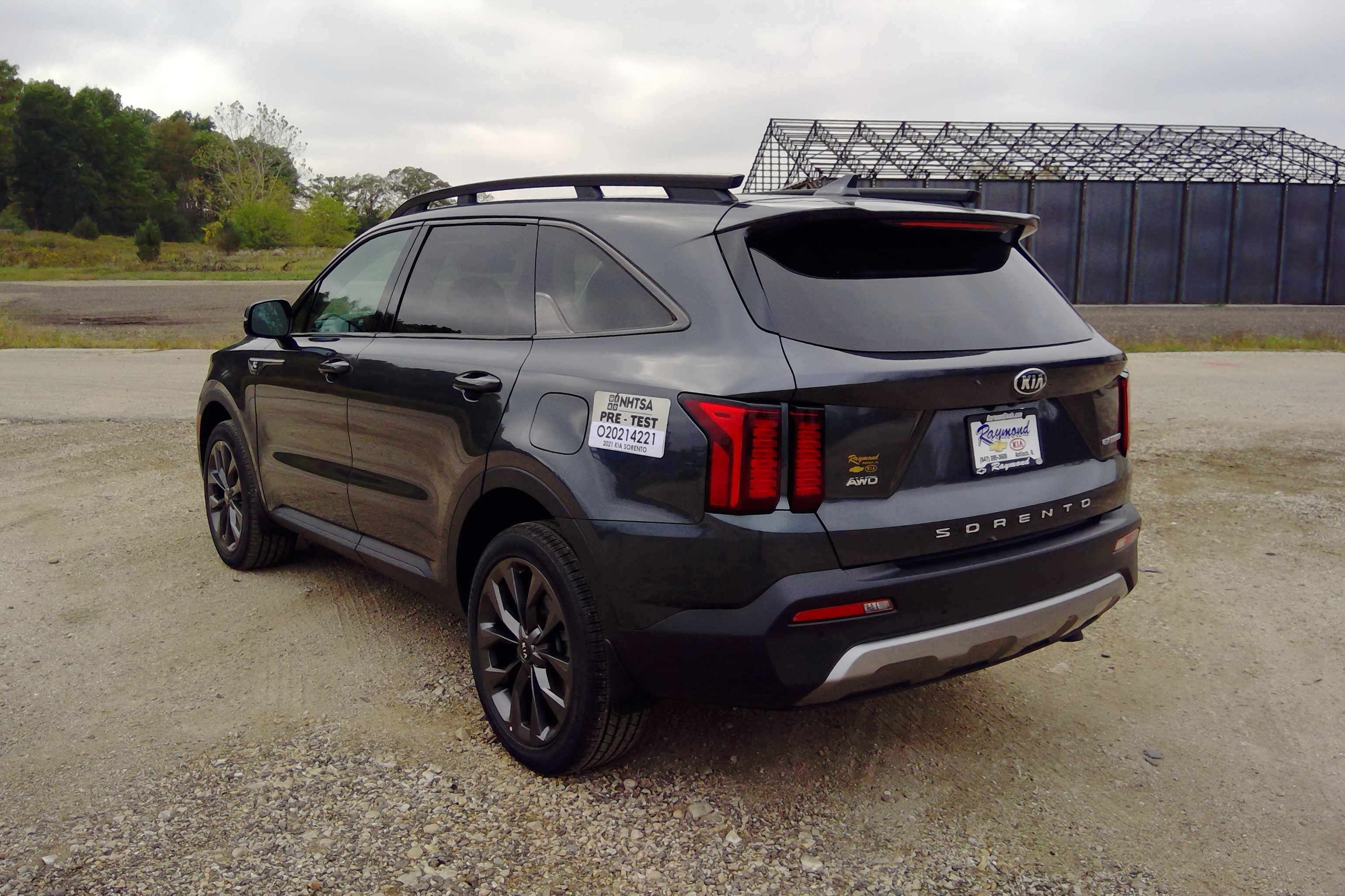 2021 KIA SORENTO crash image 7