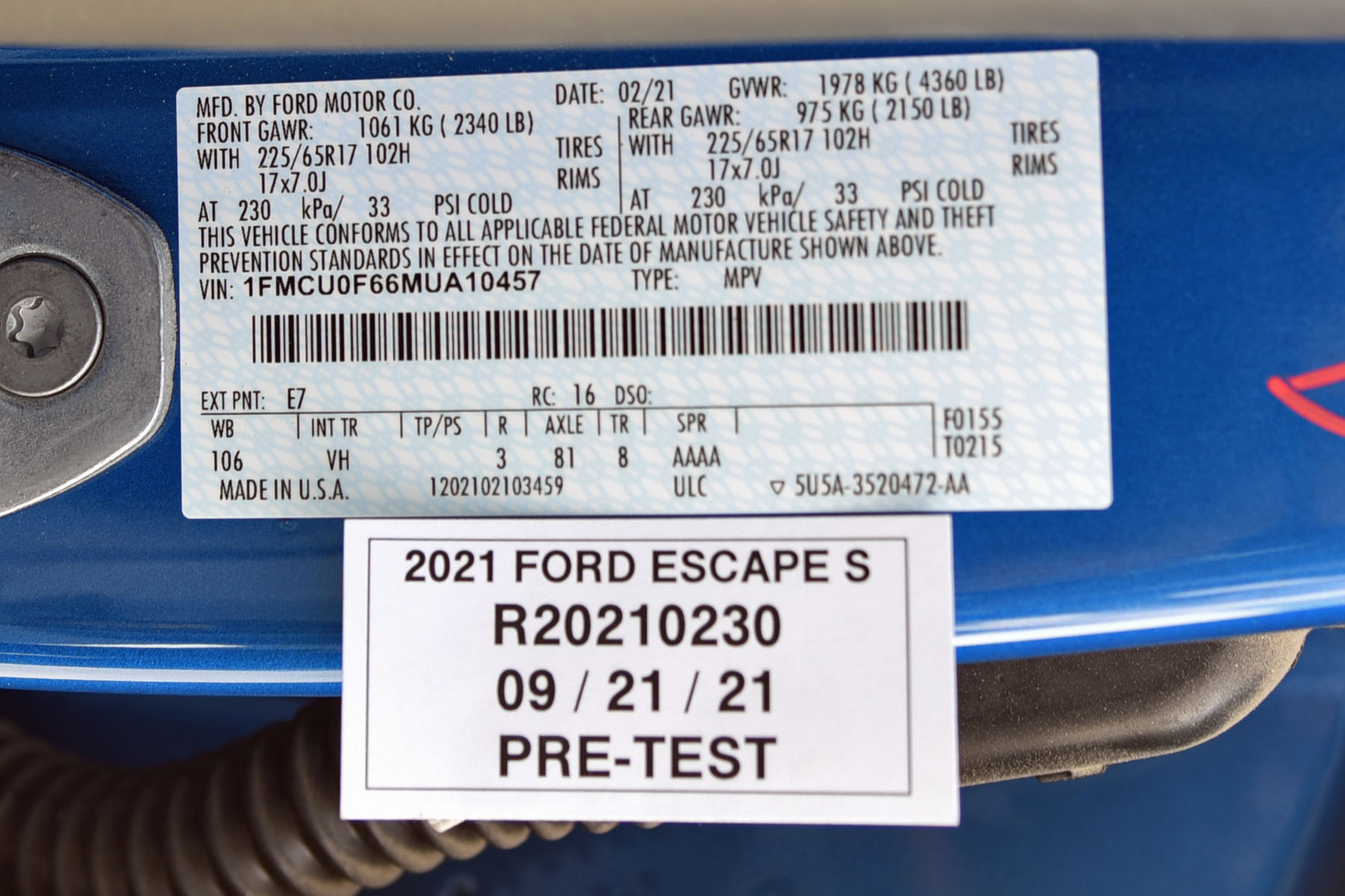 2021 FORD ESCAPE crash-test photo