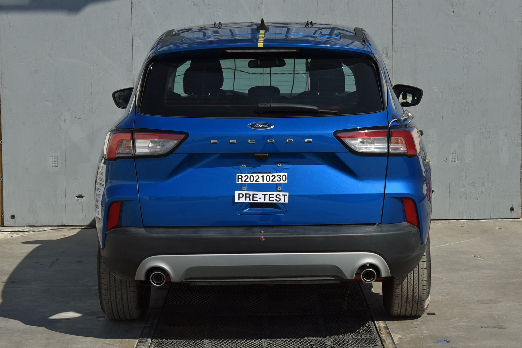 2021 FORD ESCAPE crash image 17