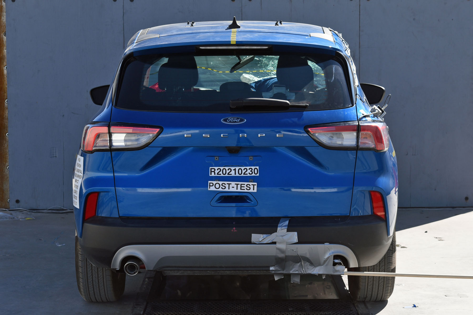 2021 FORD ESCAPE crash image 18