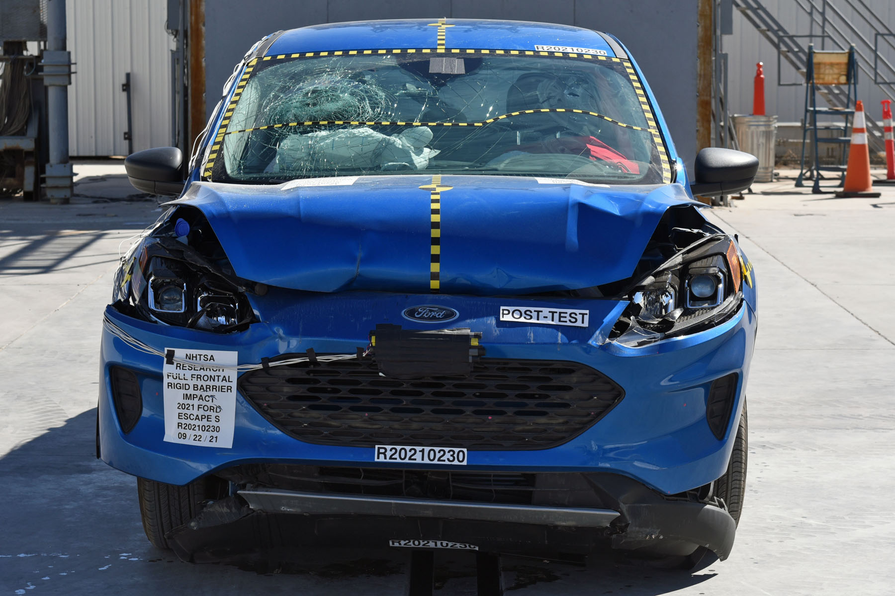 2021 FORD ESCAPE crash image 6