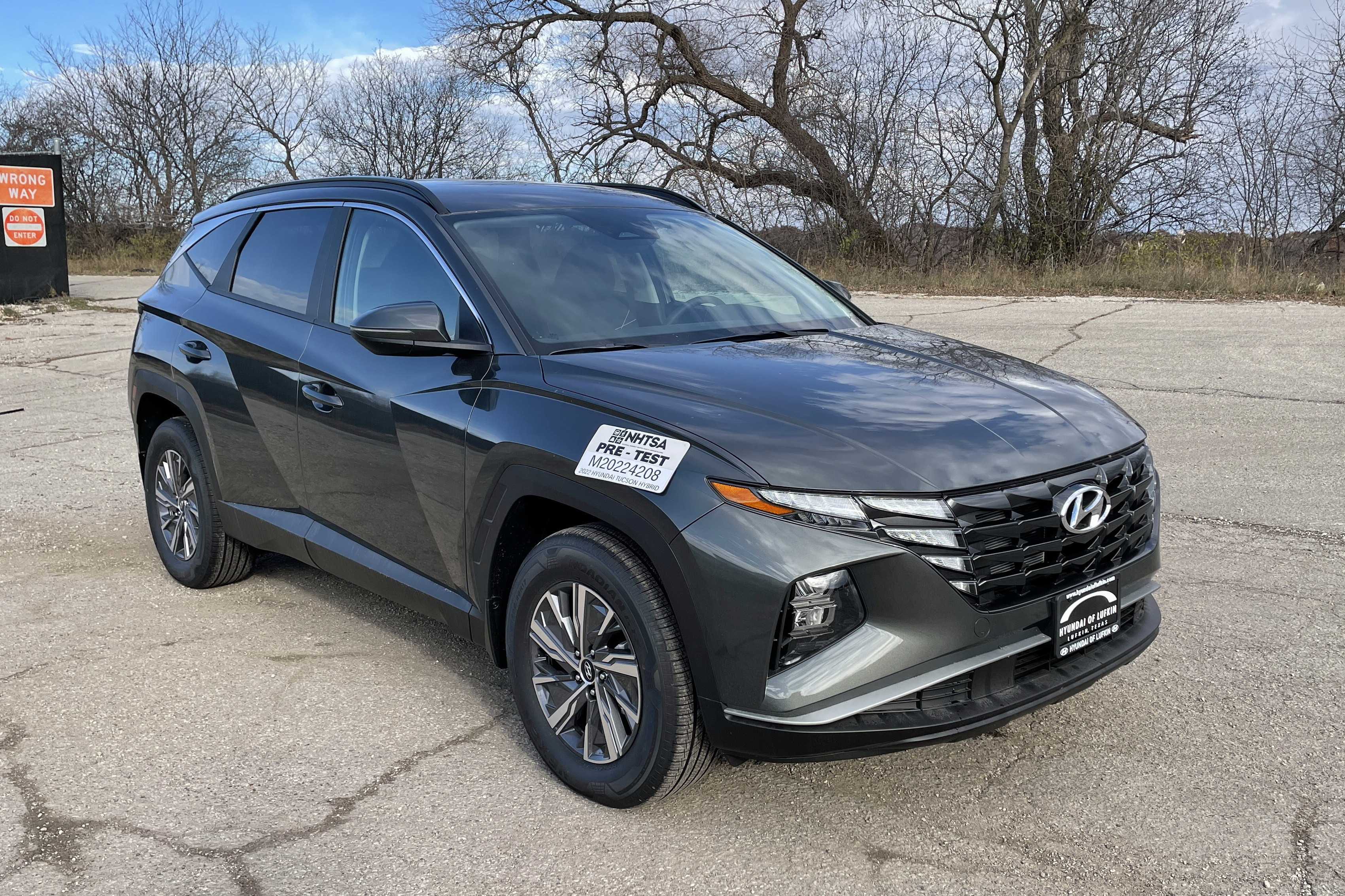 2022 HYUNDAI TUCSON HYBRID crash-test photo