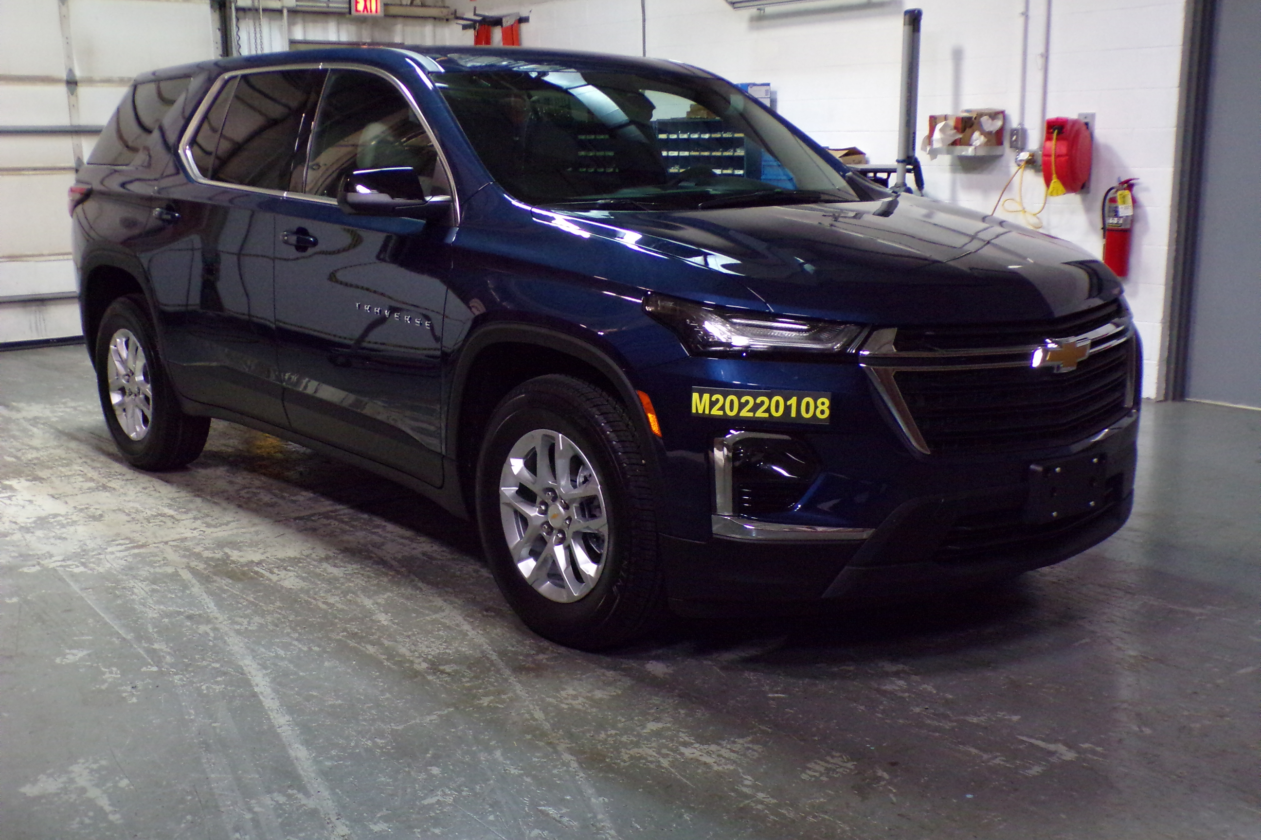 2022 CHEVROLET TRAVERSE crash image
