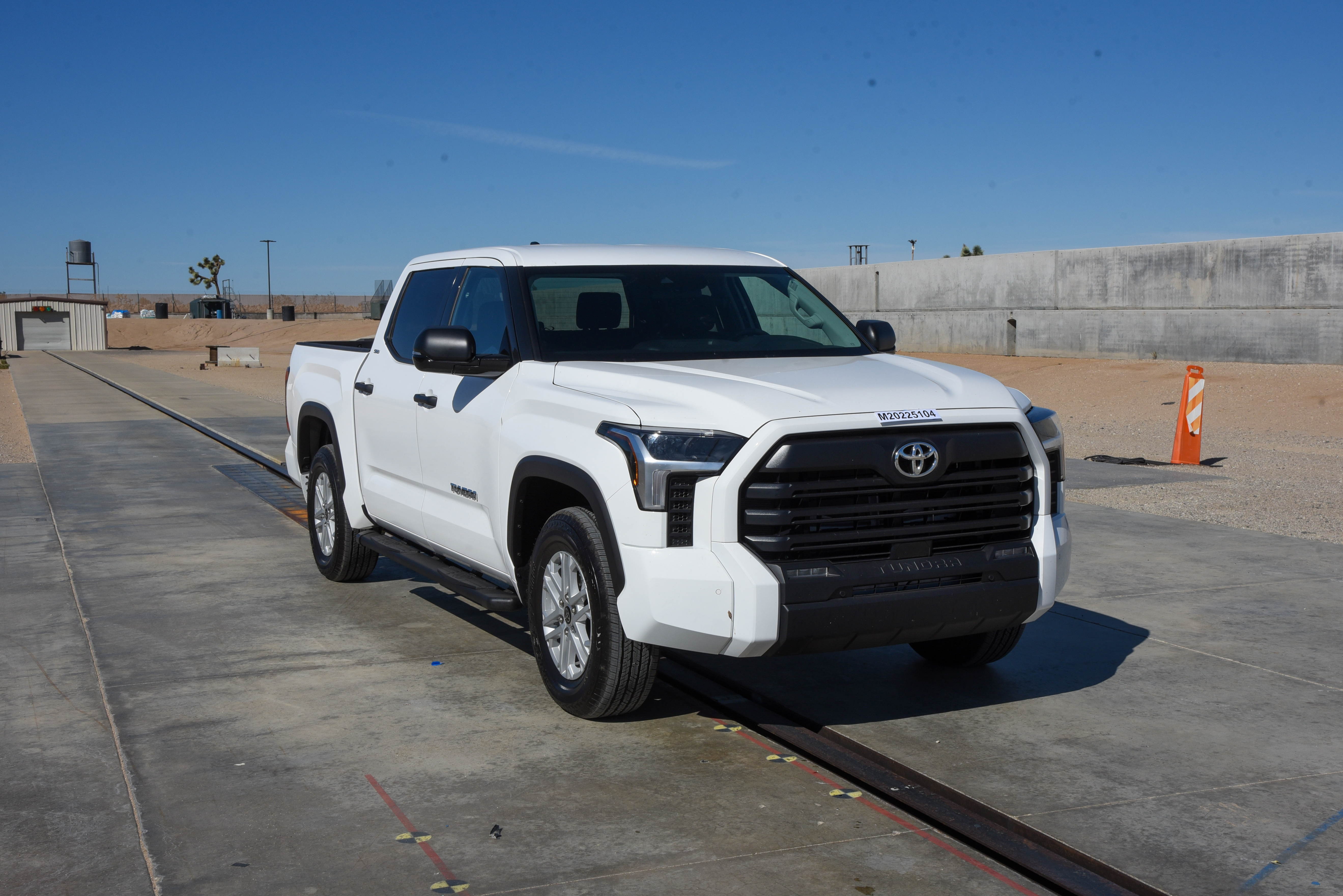 2022 TOYOTA TUNDRA crash image