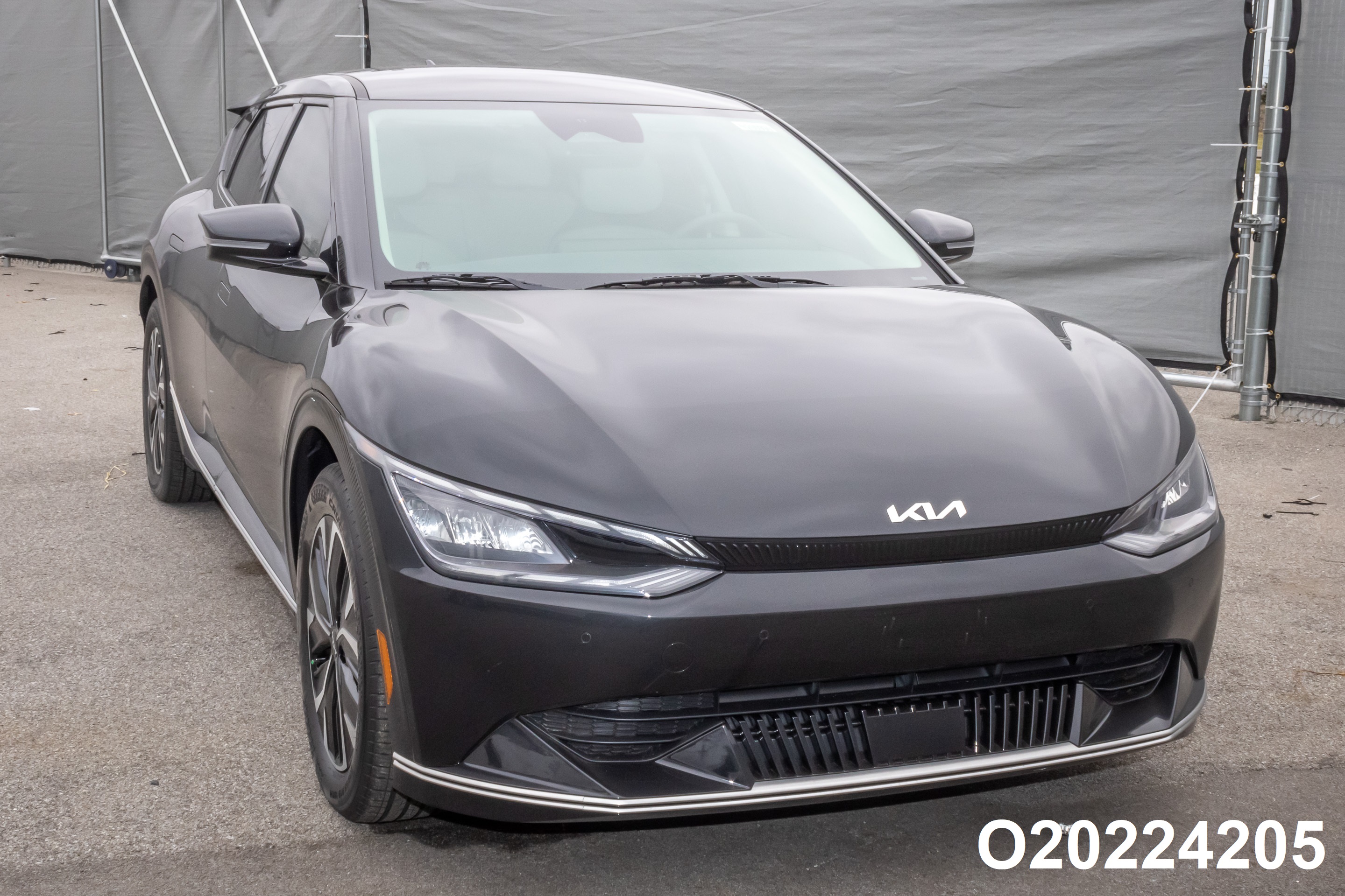 2022 KIA EV6 crash image