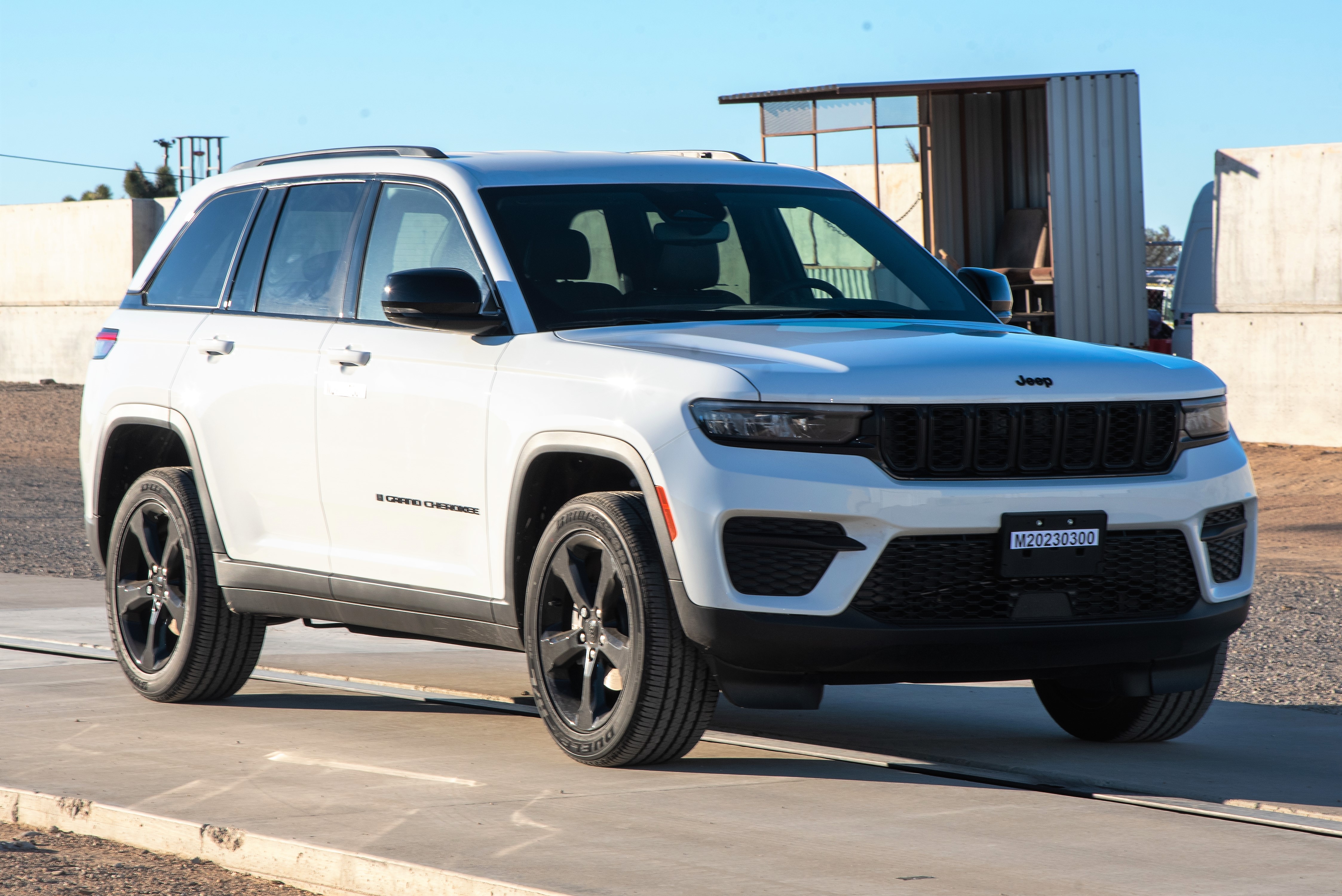 2023 JEEP GRAND CHEROKEE crash image