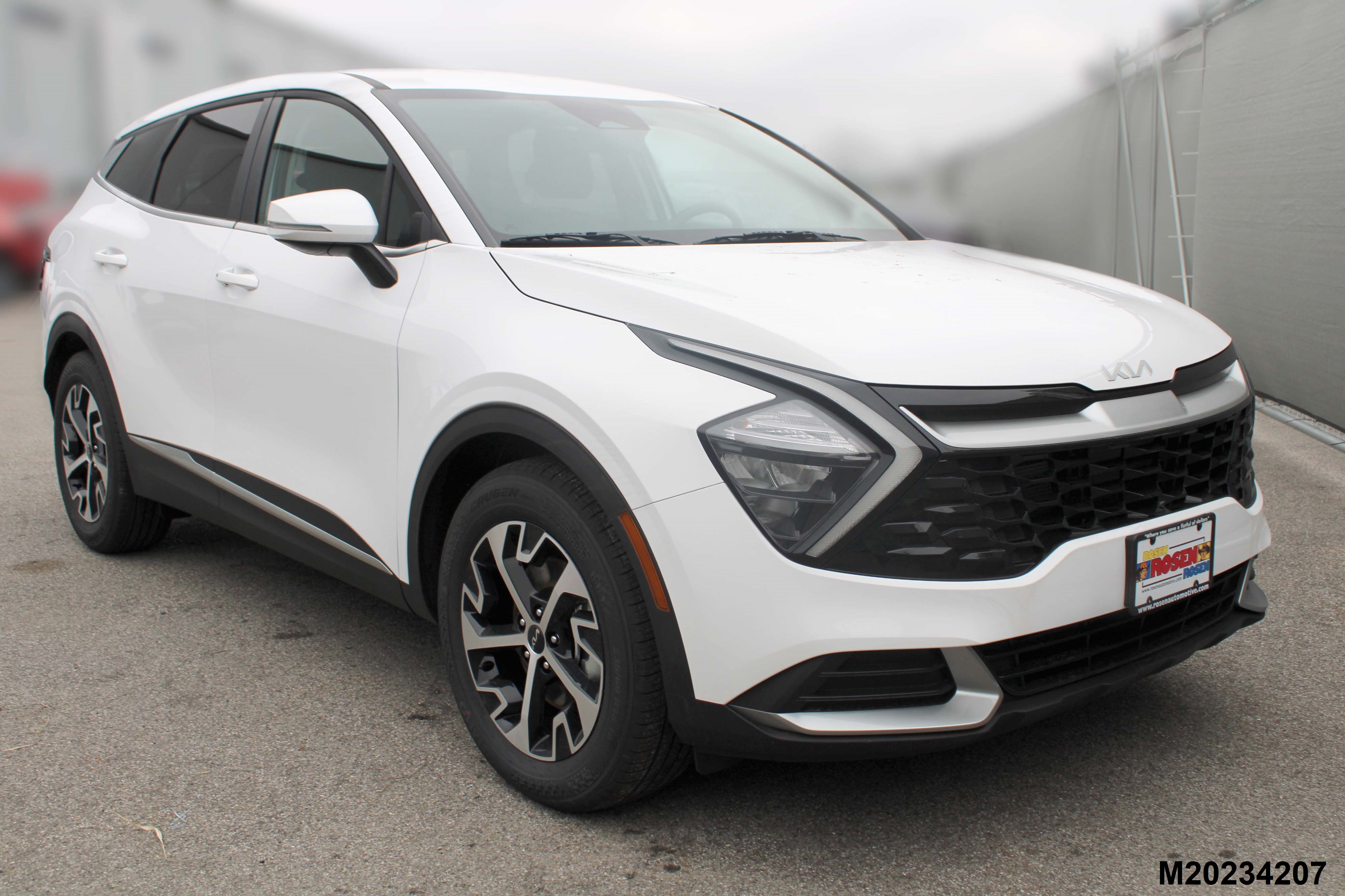 2023 KIA SPORTAGE crash image