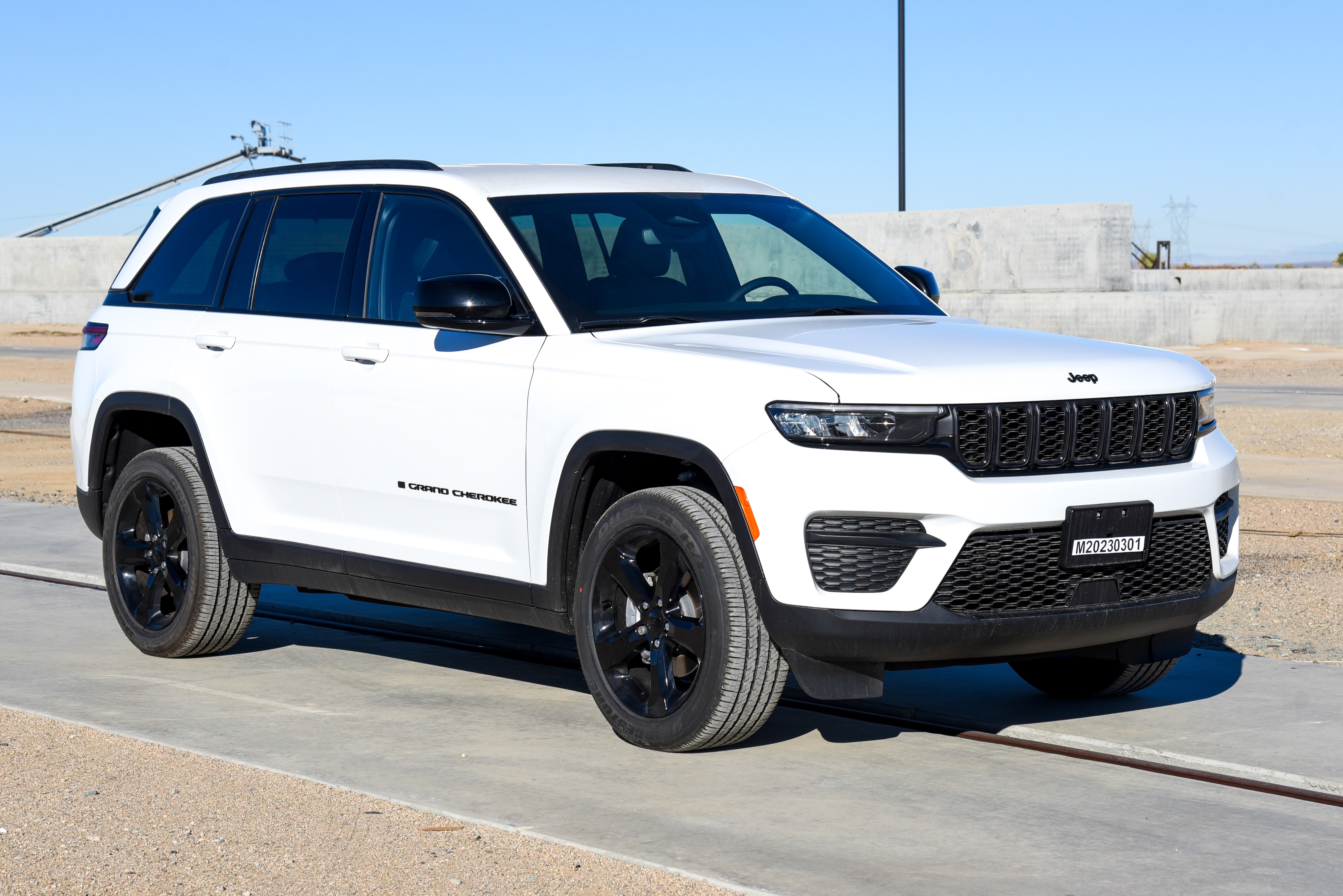 2023 JEEP GRAND CHEROKEE crash image