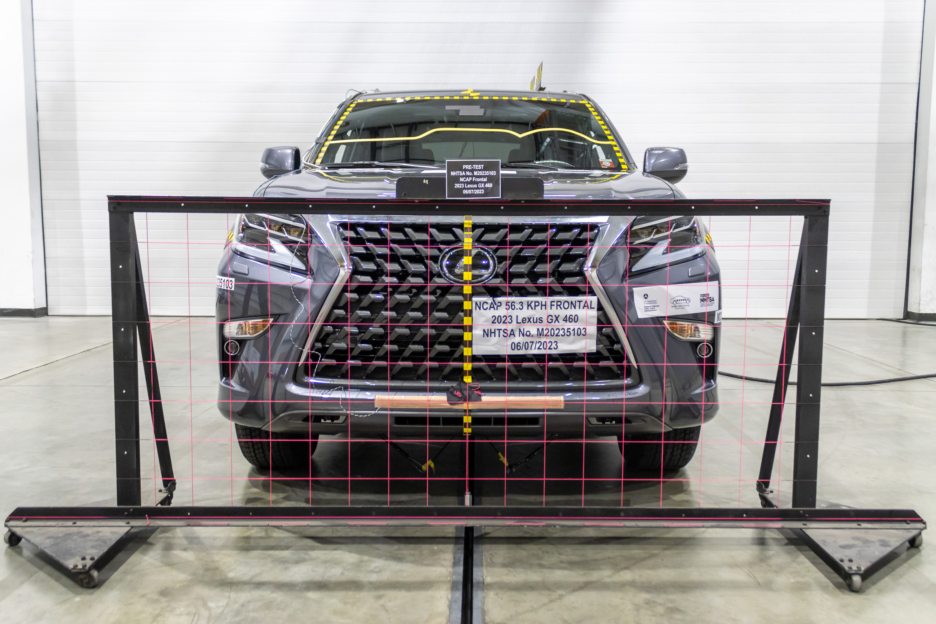 2023 LEXUS GX 460 crash image