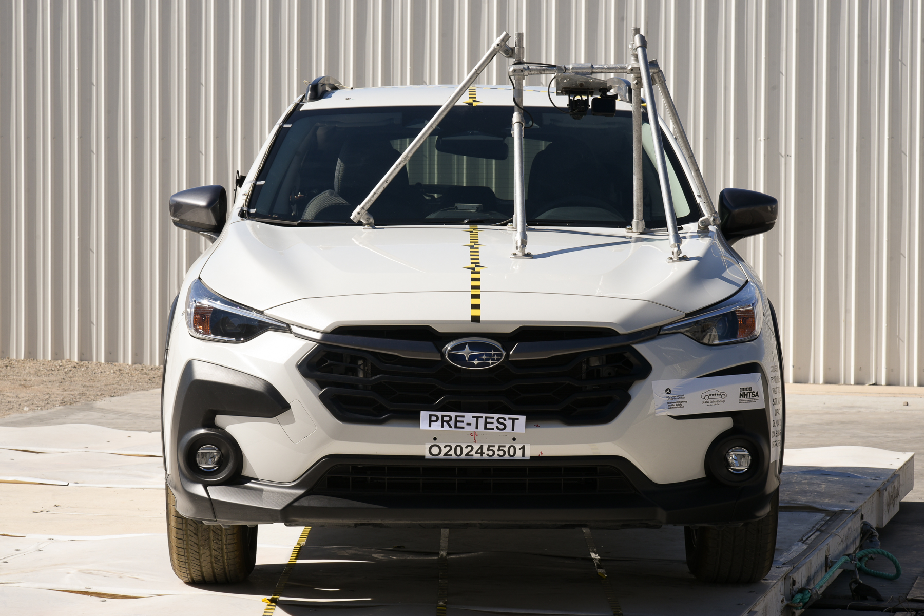 2024 SUBARU CROSSTREK crash-test photo
