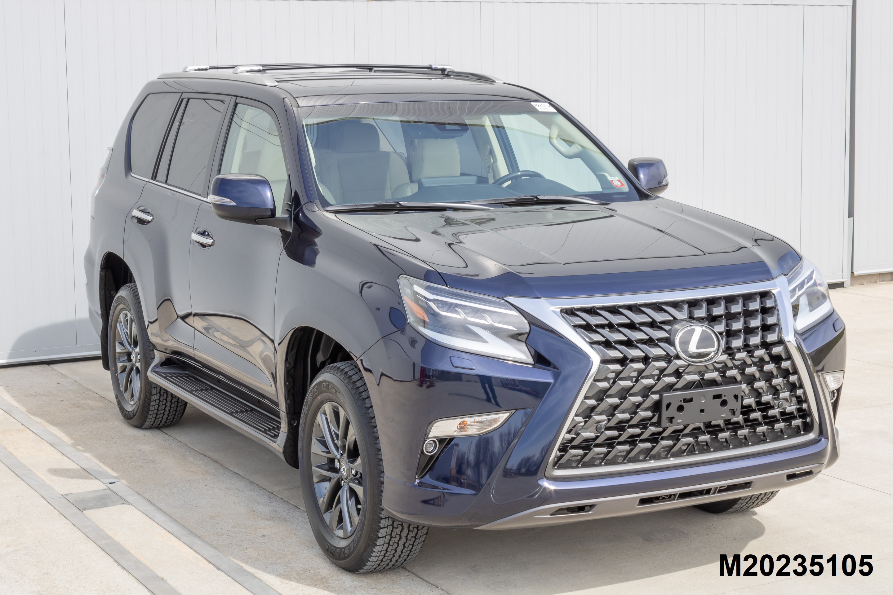 2023 LEXUS GX 460 crash image