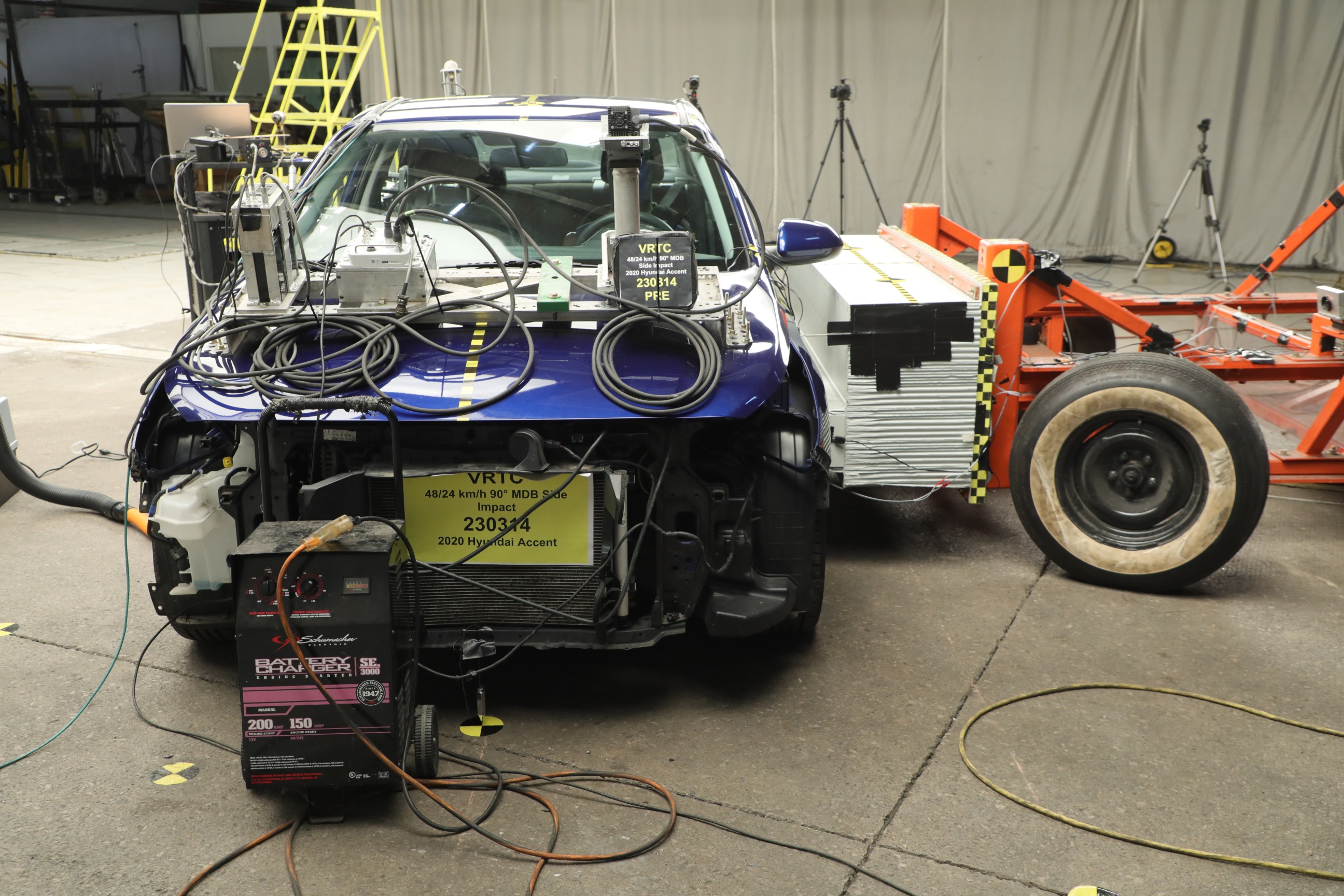 2020 HYUNDAI ACCENT crash image