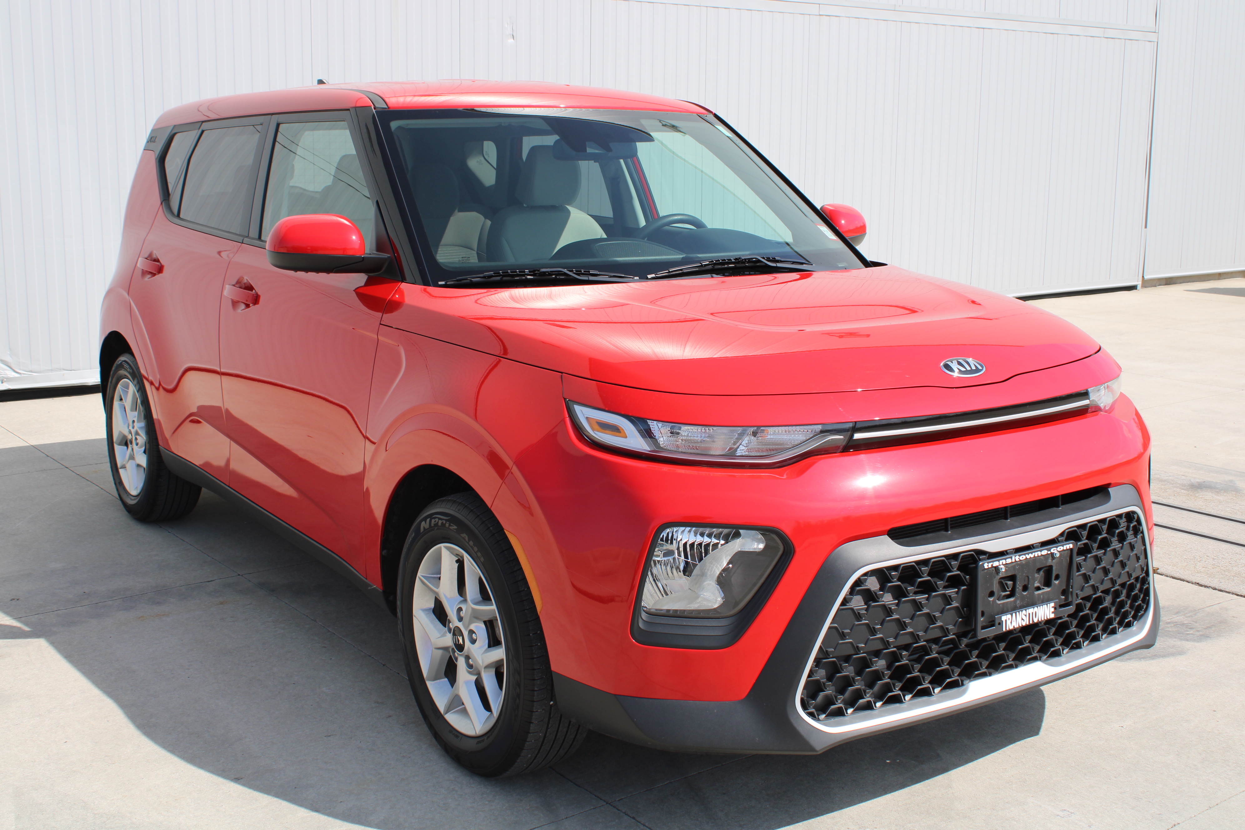2020 KIA SOUL crash image