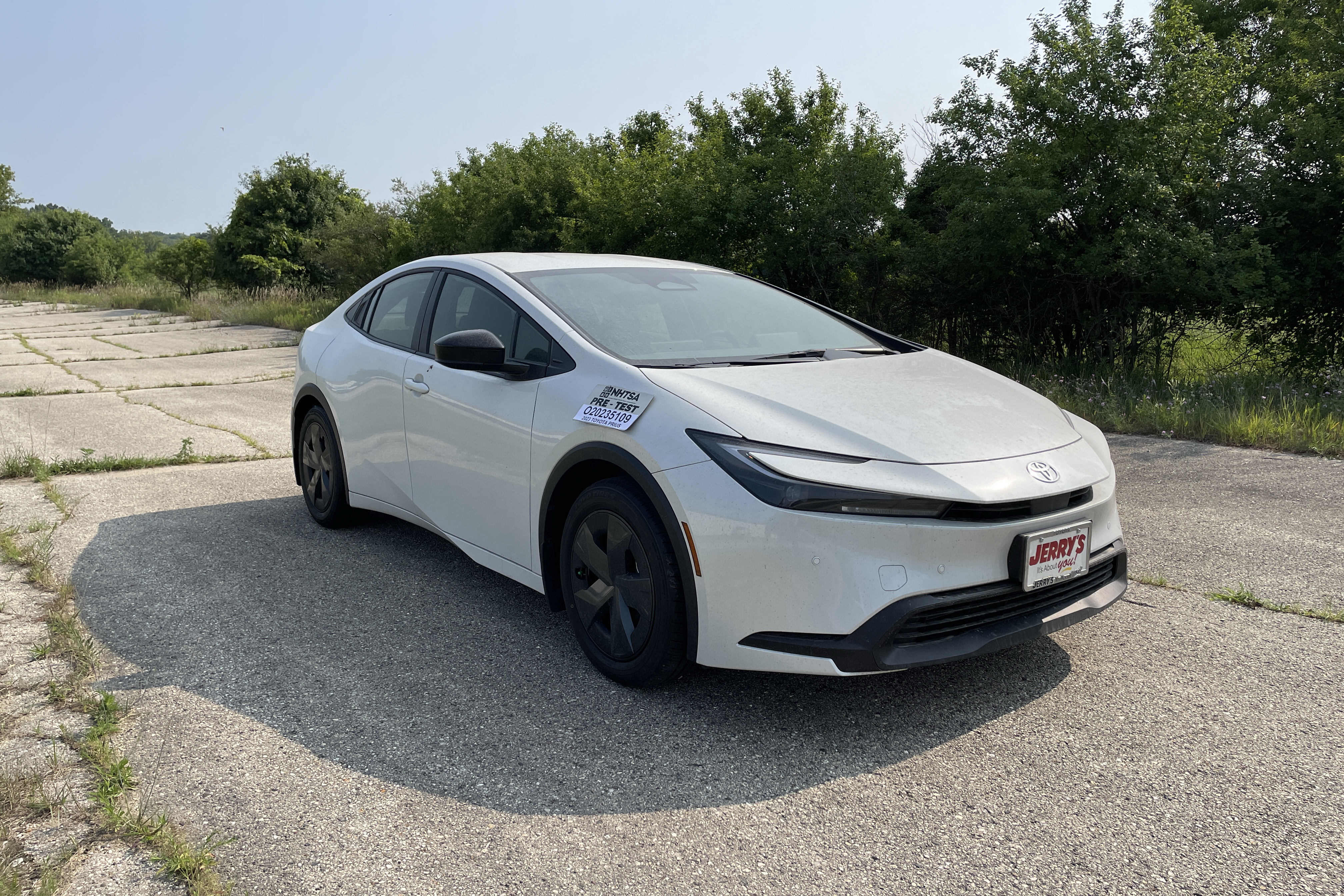 2023 TOYOTA PRIUS crash image