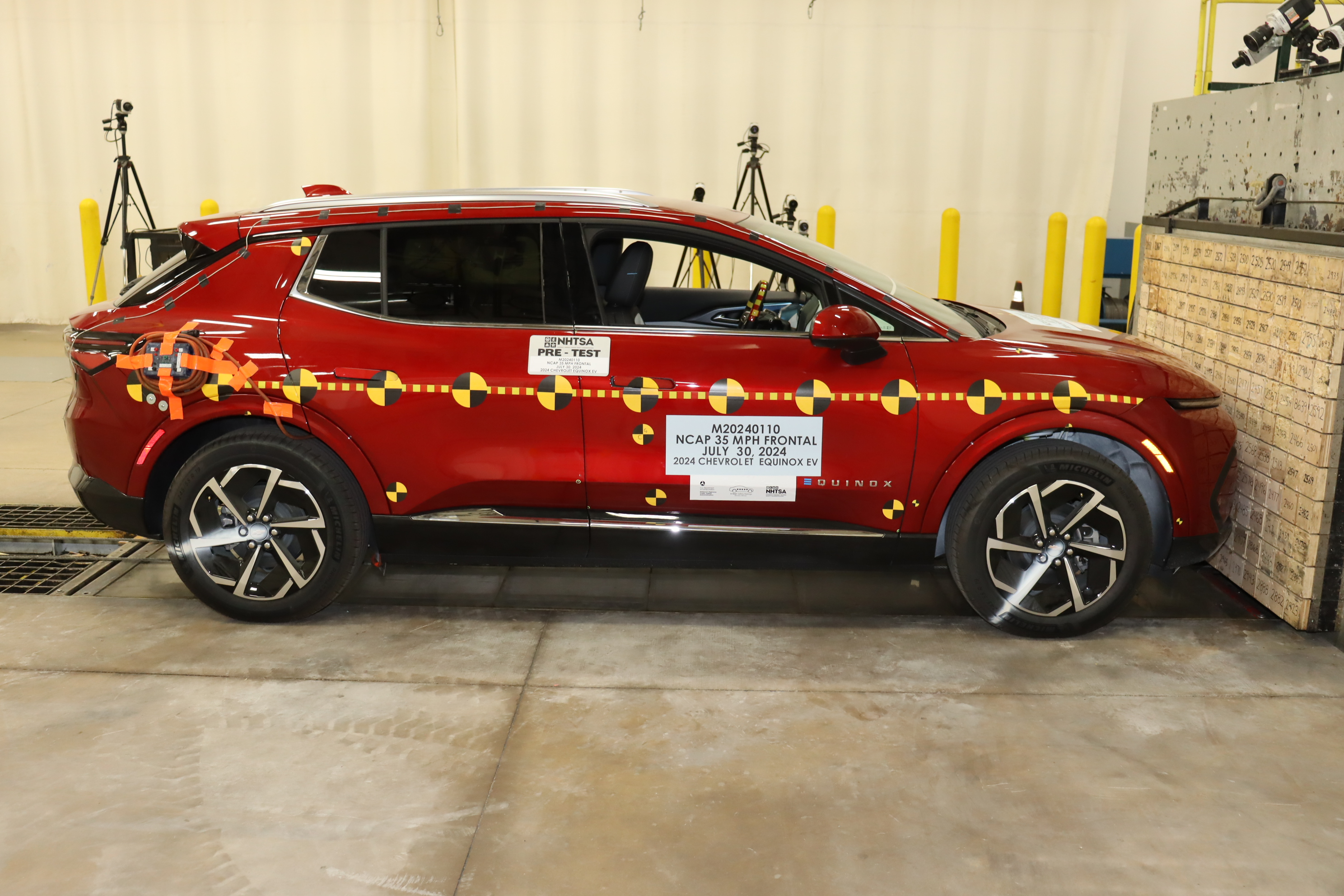 2024 CHEVROLET EQUINOX EV crash image 13