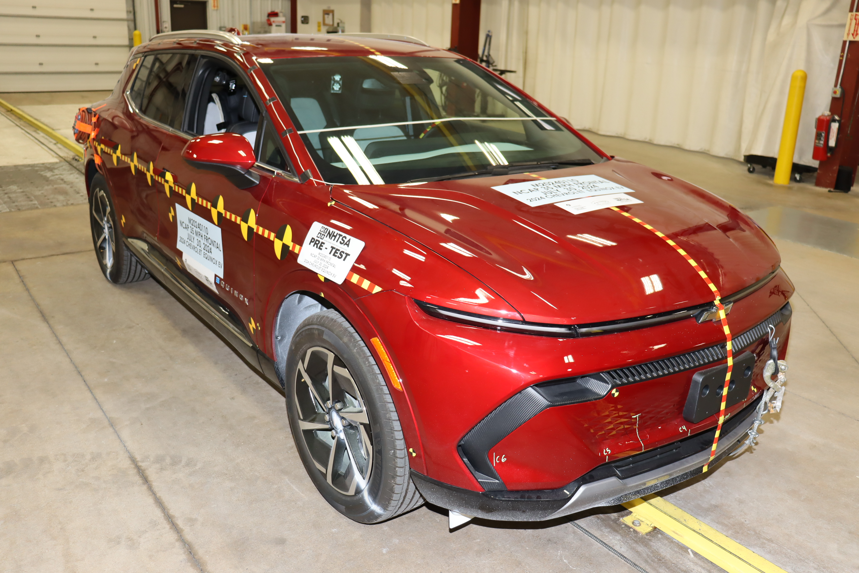 2024 CHEVROLET EQUINOX EV crash image 15