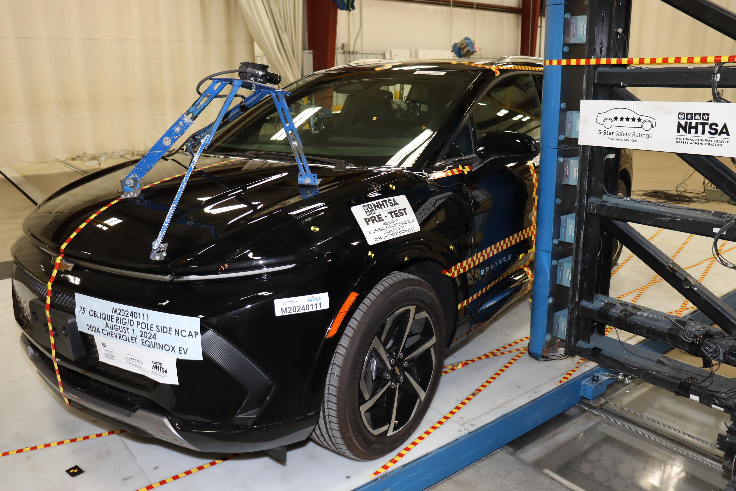 2024 CHEVROLET EQUINOX EV crash image 18
