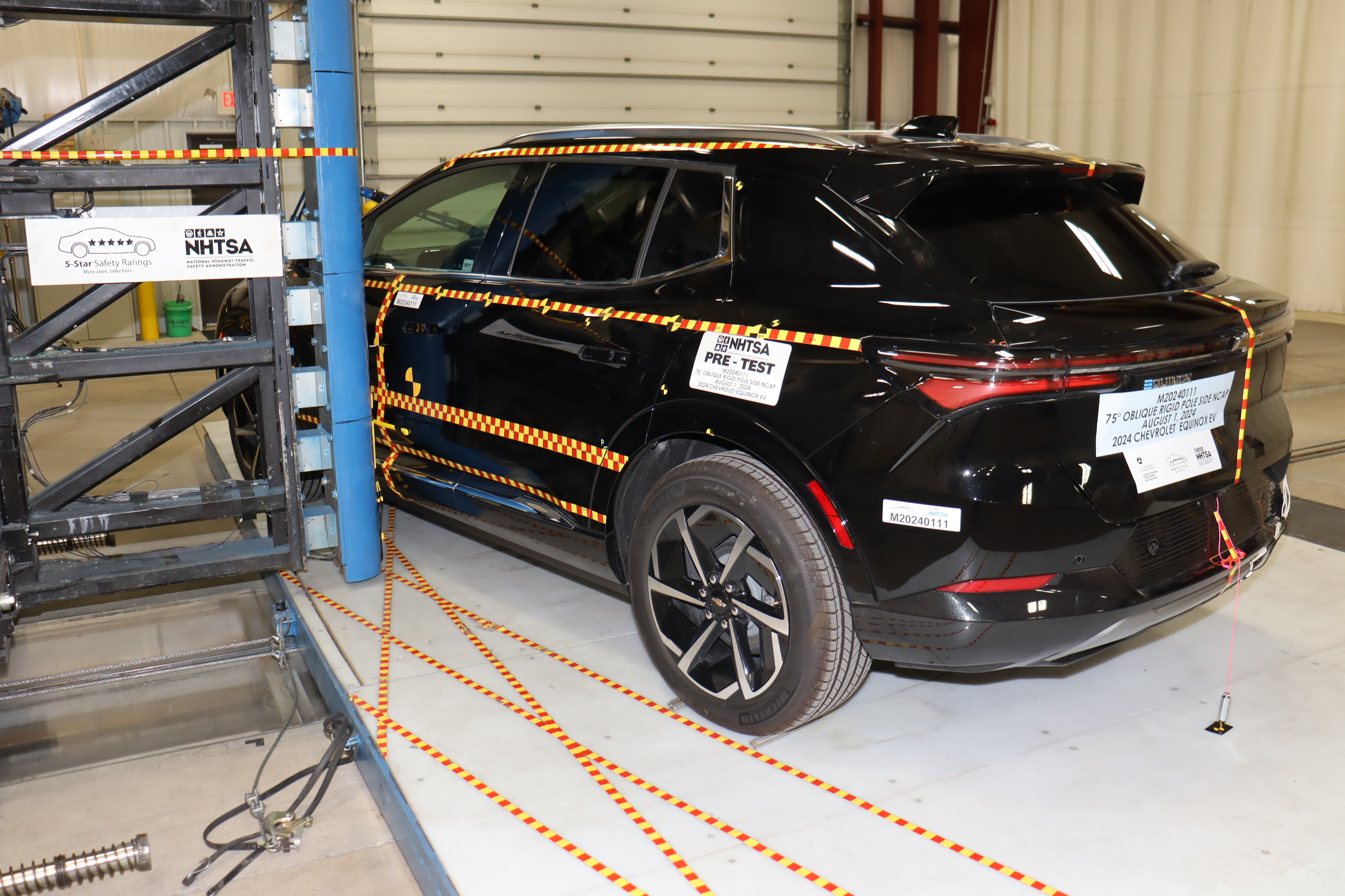 2024 CHEVROLET EQUINOX EV crash image 19