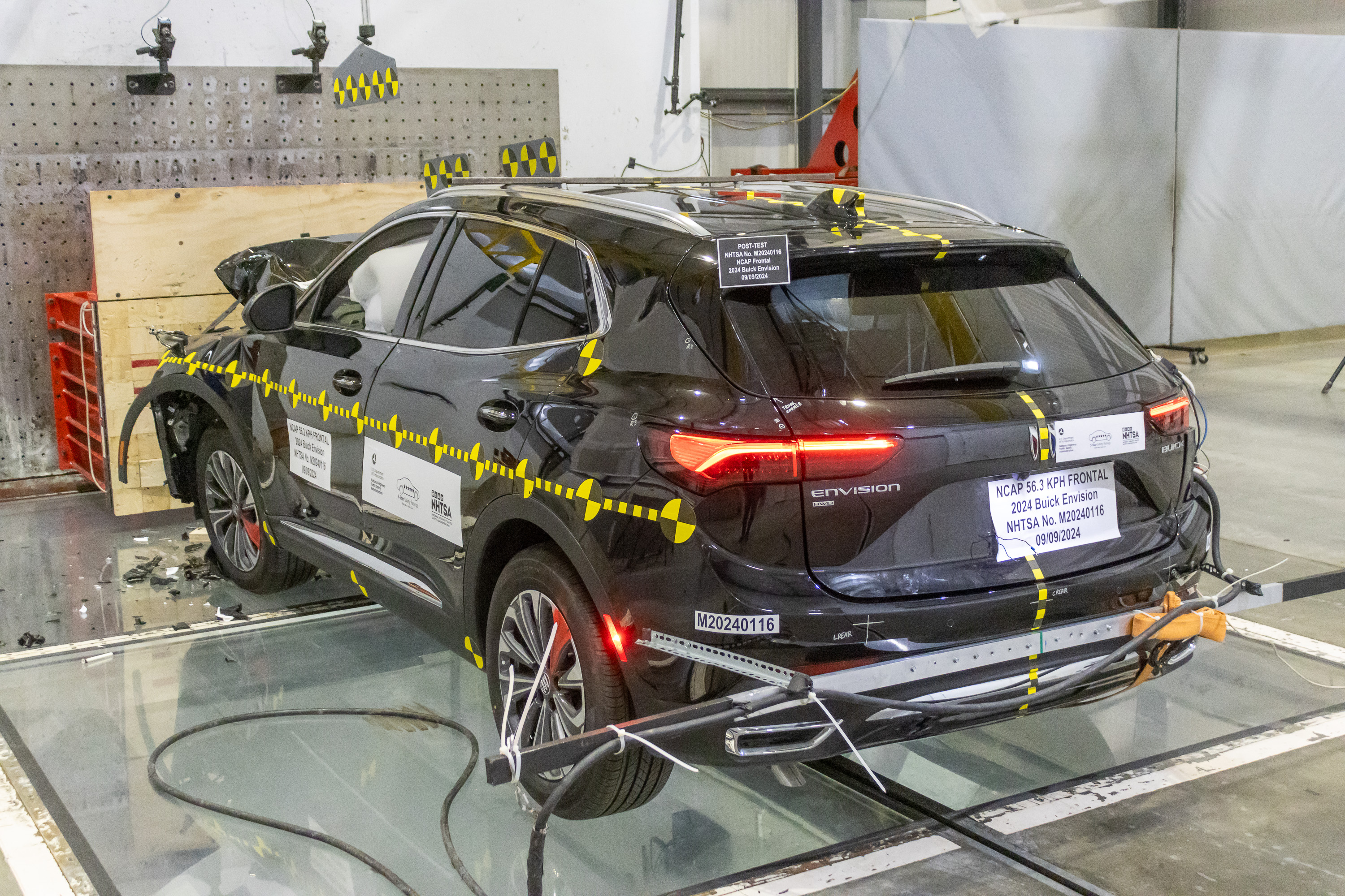 2024 BUICK ENVISION crash image 17