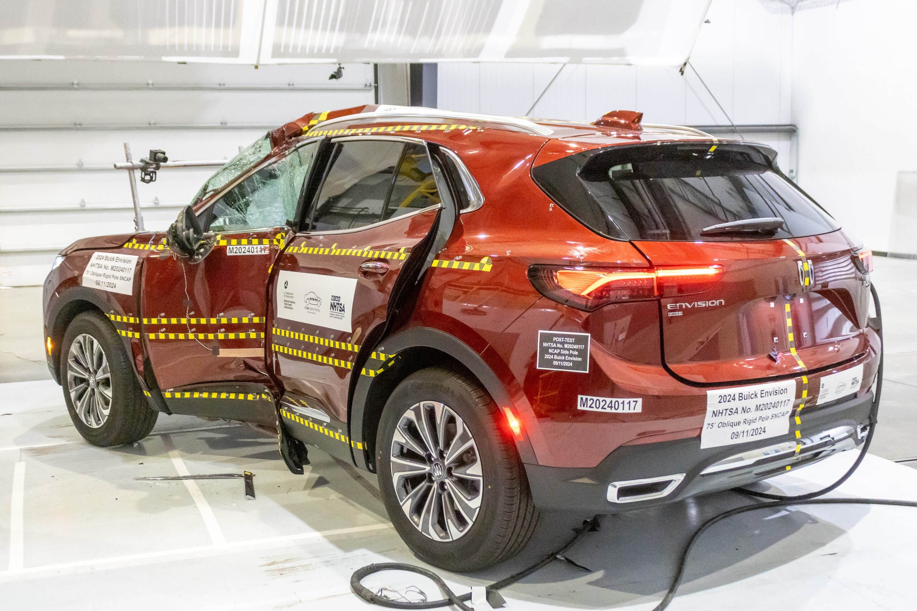 2024 BUICK ENVISION crash image 10