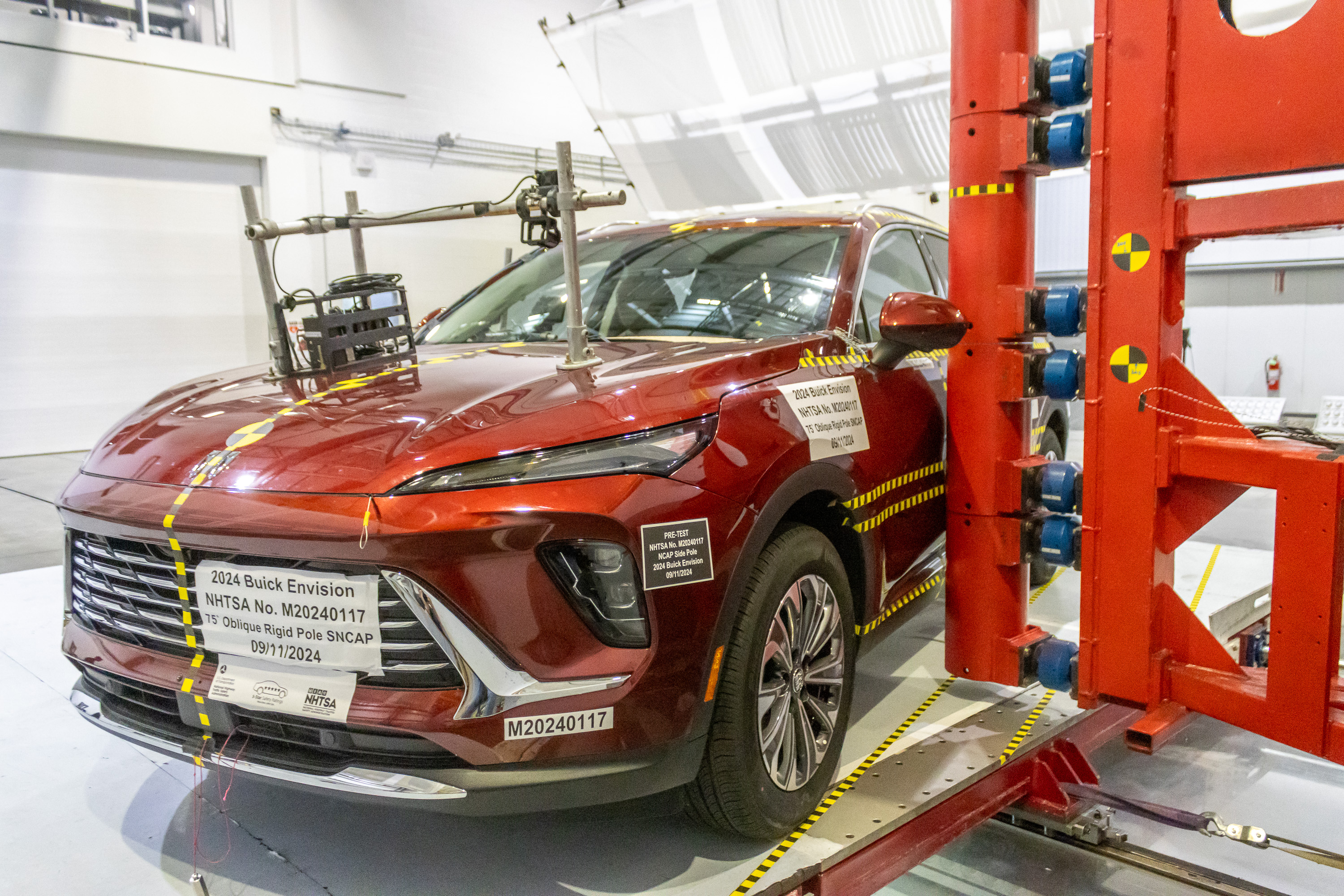 2024 BUICK ENVISION crash image 17