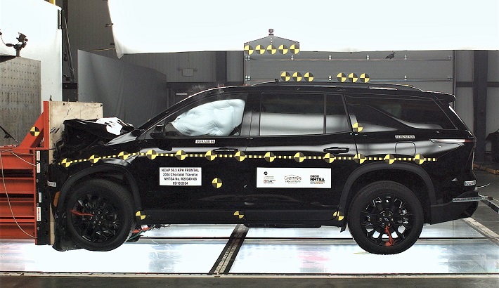 2024 CHEVROLET TRAVERSE crash image