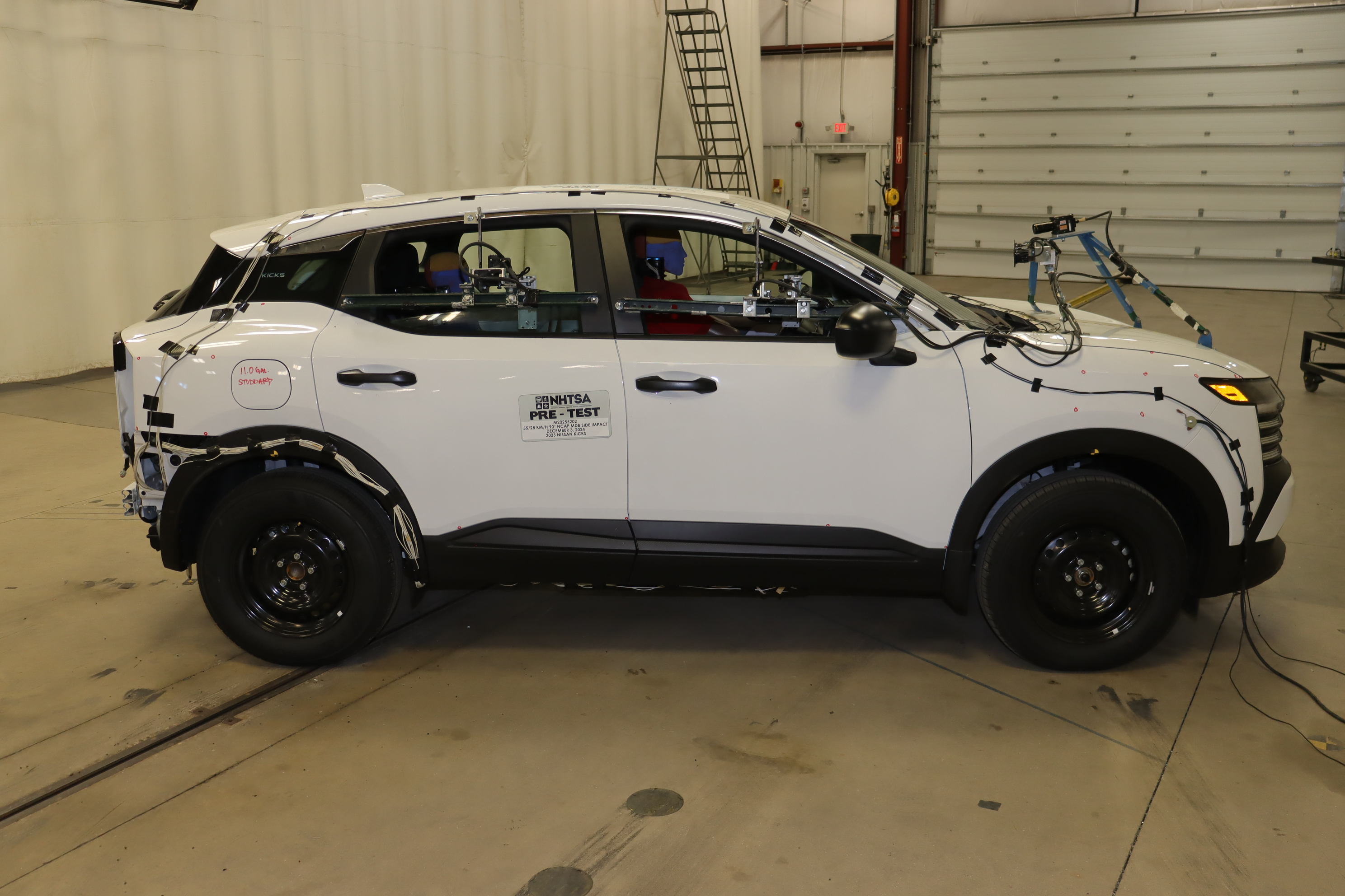 2025 NISSAN KICKS crash image 14