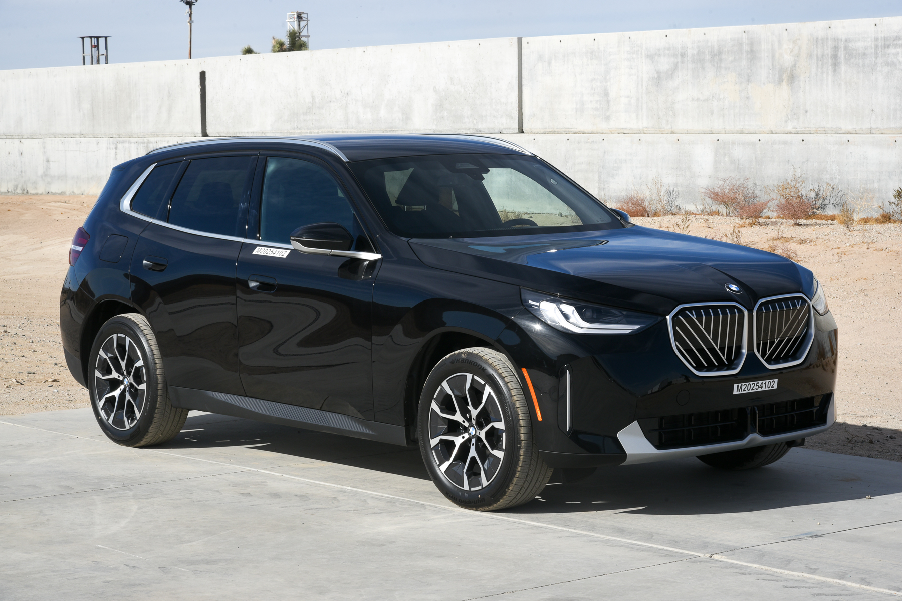 2025 BMW X3 crash image