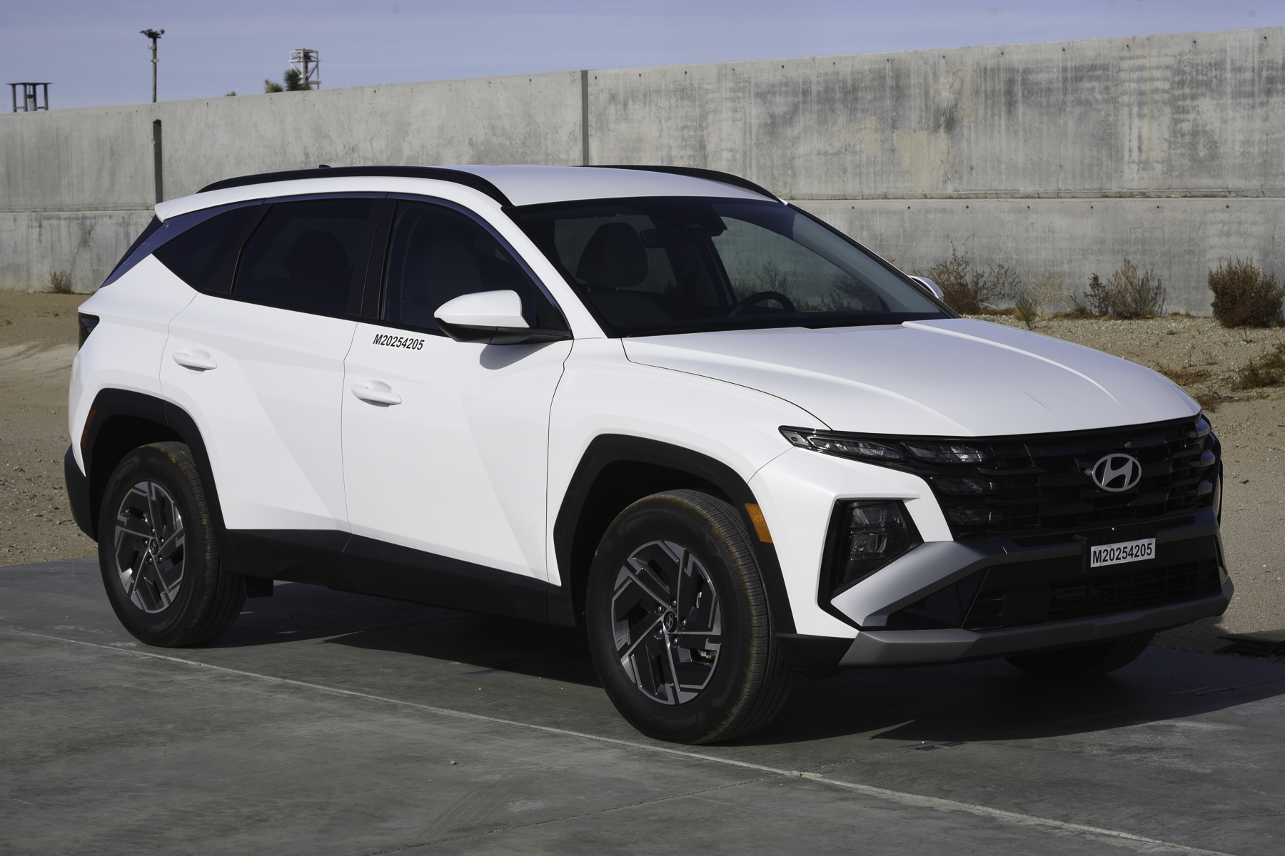 2025 HYUNDAI TUCSON crash image