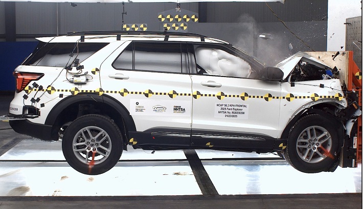 2025 FORD EXPLORER crash image