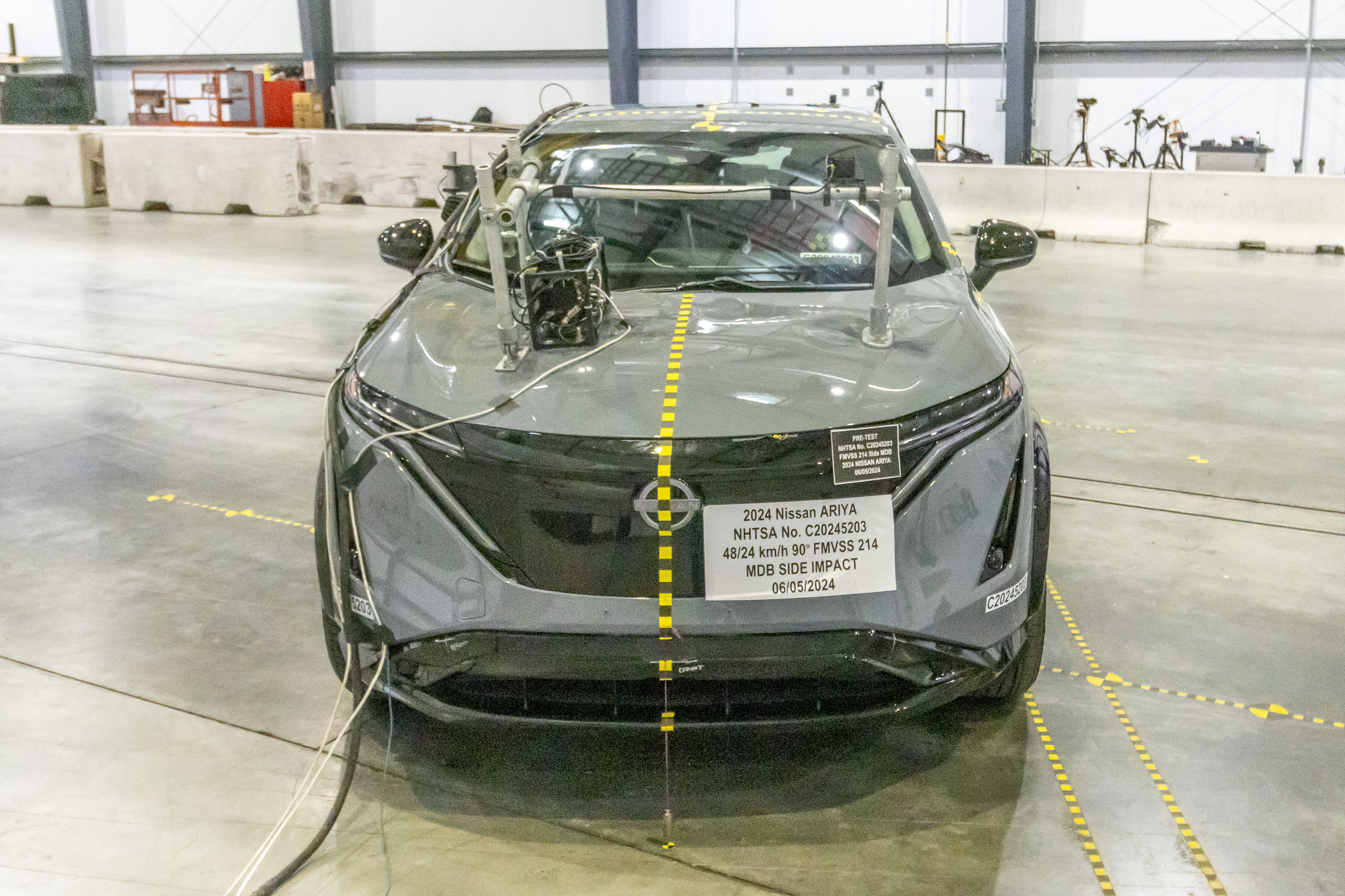 2024 NISSAN ARIYA crash-test photo