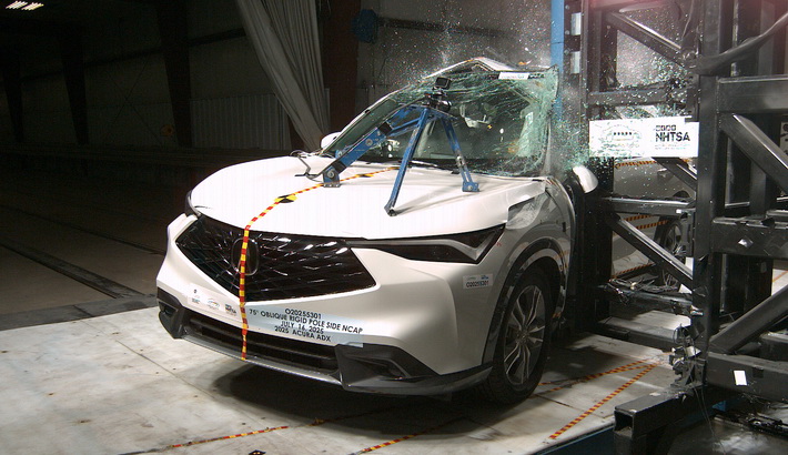 2025 ACURA ADX crash image
